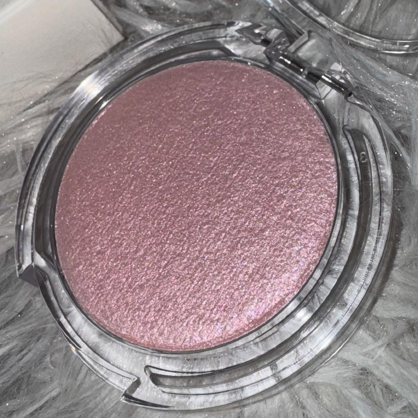 ネーミング フラッフィーベイクド ハイライター/NAMING./パウダーハイライトを使ったクチコミ（2枚目）