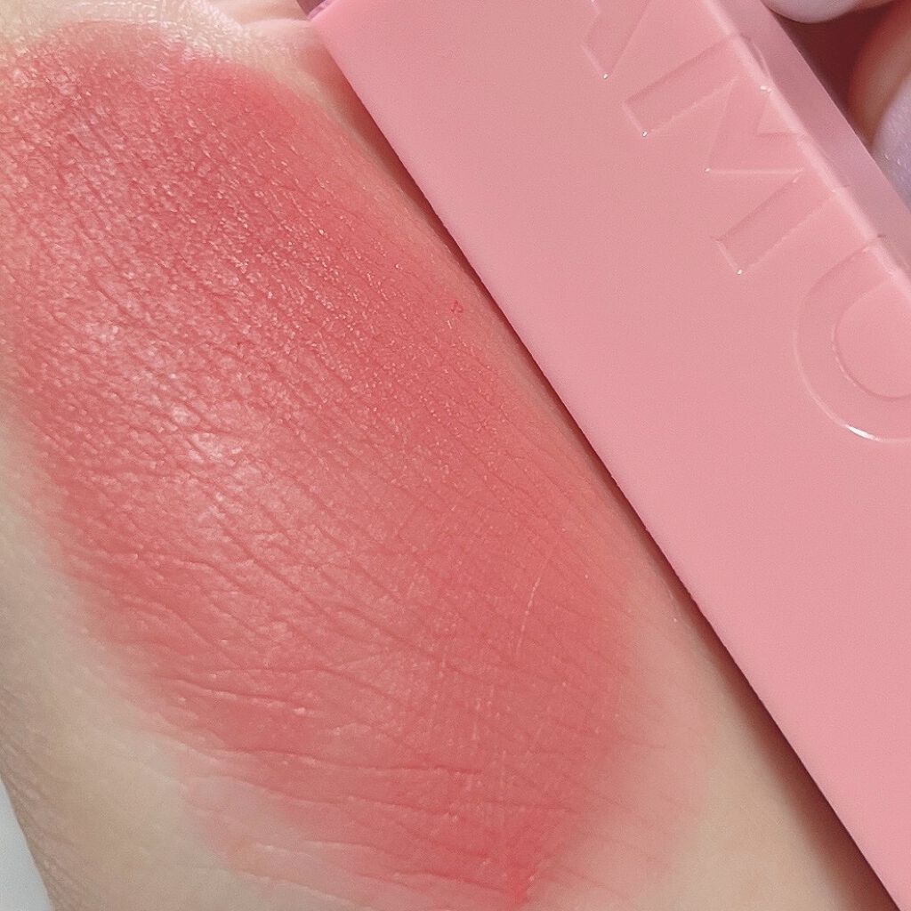 シューベルベット/AMUSE/口紅を使ったクチコミ(2枚目)