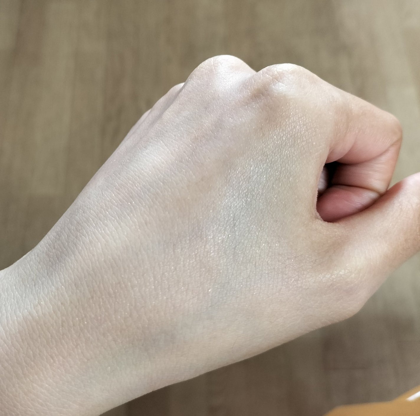 CICA ノーセバムシマーパウダー/VT/ルースパウダーを使ったクチコミ(2枚目)