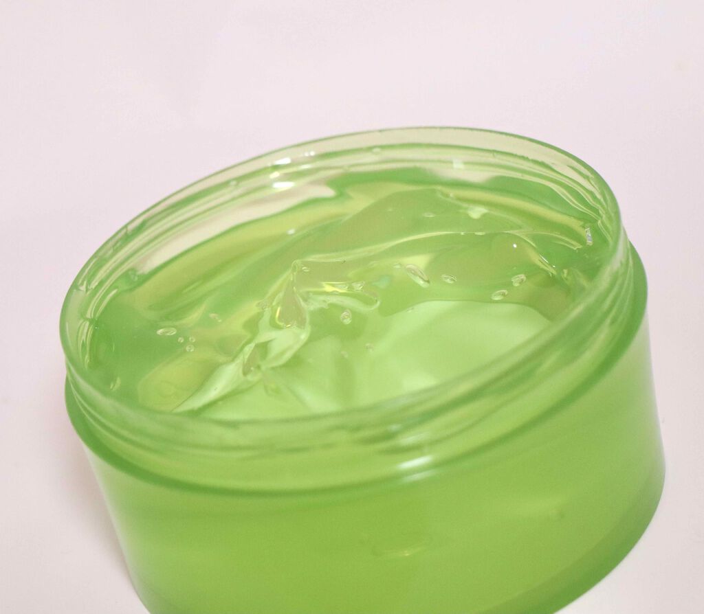 マイルド&モイスチャーアロエジェル/ネイチャーリパブリック/ボディローションを使ったクチコミ(2枚目)