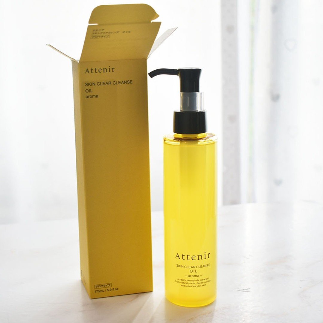 アテニアから商品提供をいただきました。
───────────
アテニア　
スキンクリア クレンズ オイル （レギュラーボトル）アロマタイプ
容量：175mL
価格：1,980円（税込）
発売日：2023年11月15日
──────────