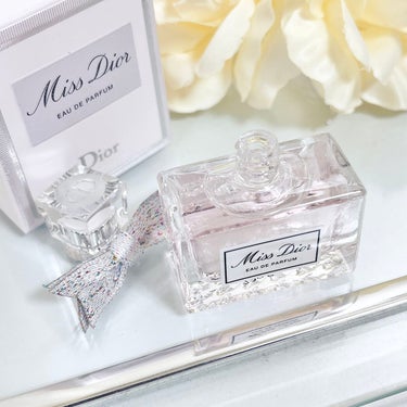 Dior ミス ディオール オードゥ パルファンのクチコミ「💖Dior
ミス ディオール オードゥ パルファン

Diorで買い物した時にセットになってい.....」（2枚目）