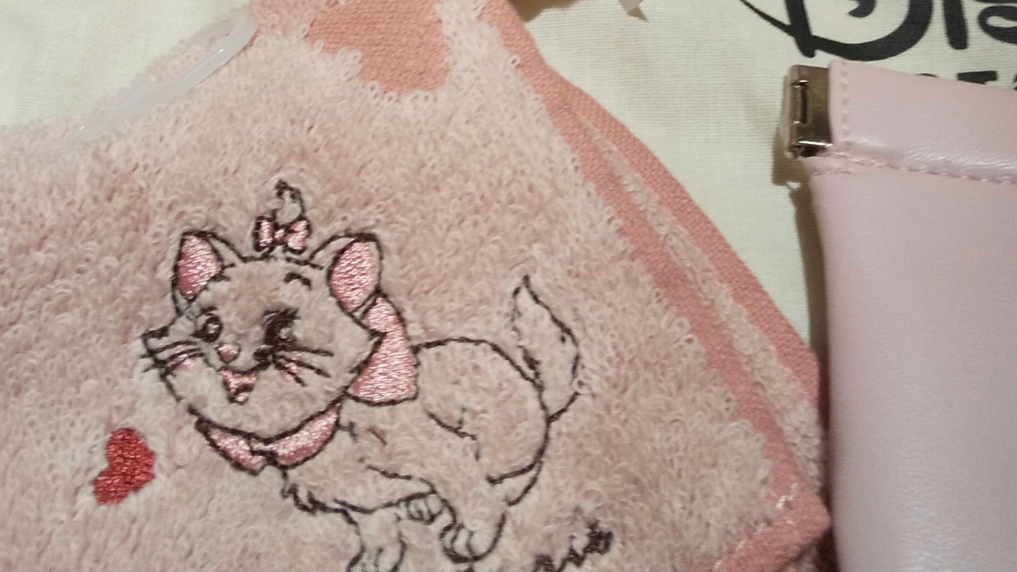 ピー on LIPS 「ディズニーストア購入品🤍🤍🤍🤍#マリーちゃん#ミニタオル#タオ..」(2枚目)