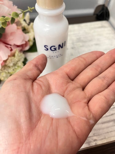 SGNI スムースヘアミルクのクチコミ「すばやくなじむ浸透保水ミルク
スグニ スムースヘアミルク
をお試しです♪
素早なじんでなめらか.....」（2枚目）
