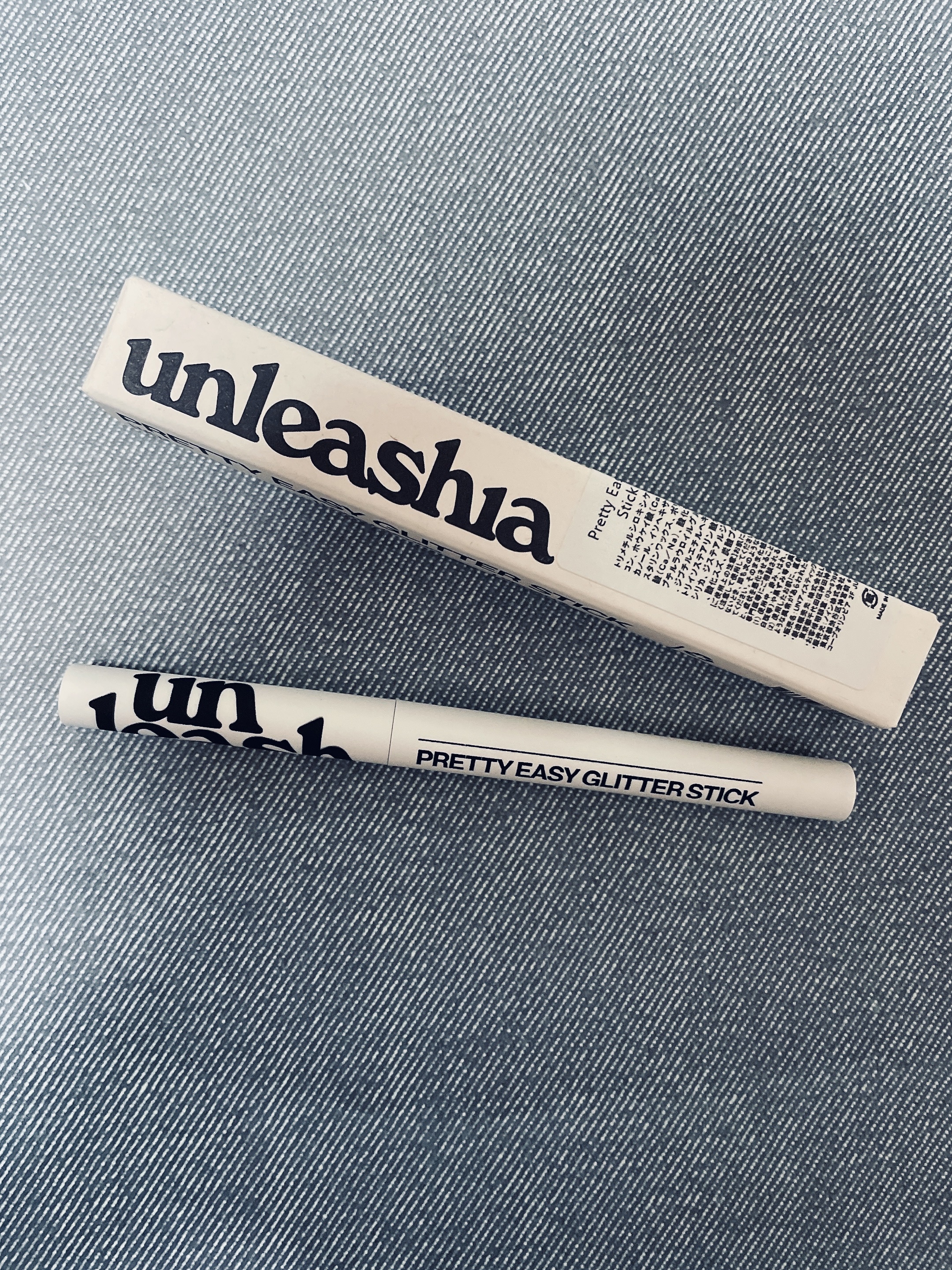 プリティー イージーグリッタースティック/unleashia/グリッターを使ったクチコミ（1枚目）