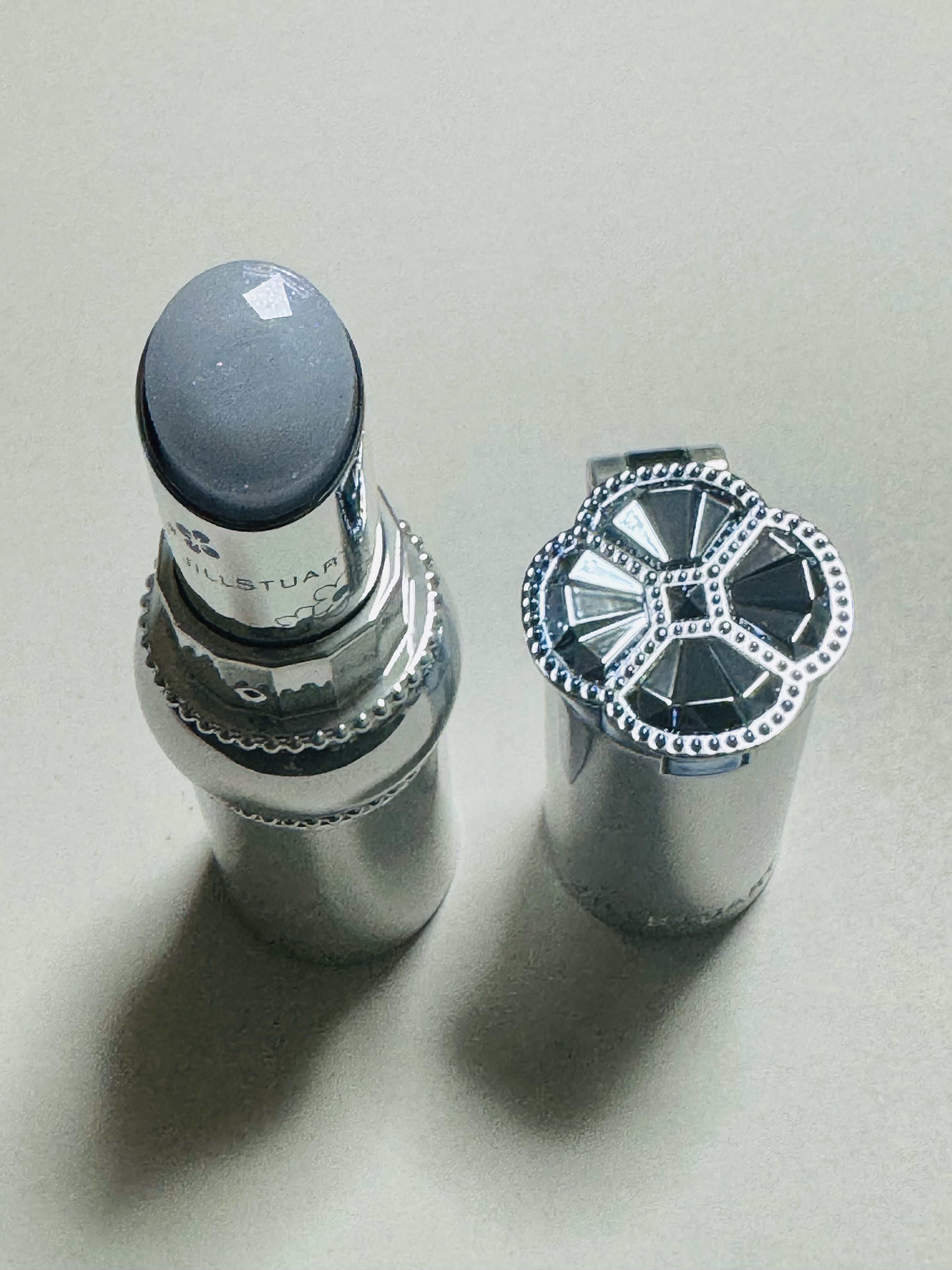 サムシングピュアブルー セント　マイリップス 00 something pure blue/JILL STUART/口紅を使ったクチコミ（1枚目）