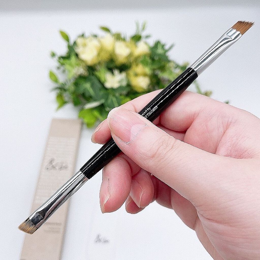 ダブルエンドアイブロウブラシ熊野筆/&be/メイクブラシを使ったクチコミ(4枚目)