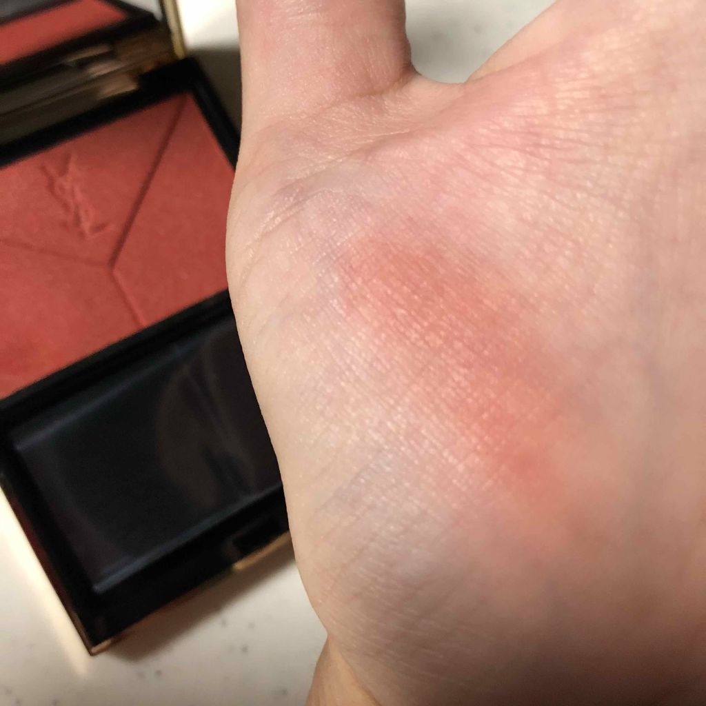 ブラッシュクチュール/YVES SAINT LAURENT BEAUTE/パウダーチークを使ったクチコミ(2枚目)