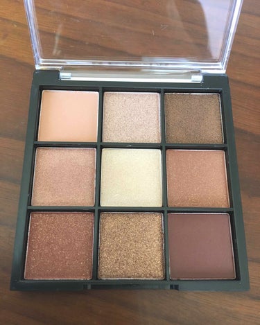 UR GLAM　BLOOMING EYE COLOR PALETTE/U R GLAM/パウダーアイシャドウを使ったクチコミ（3枚目）