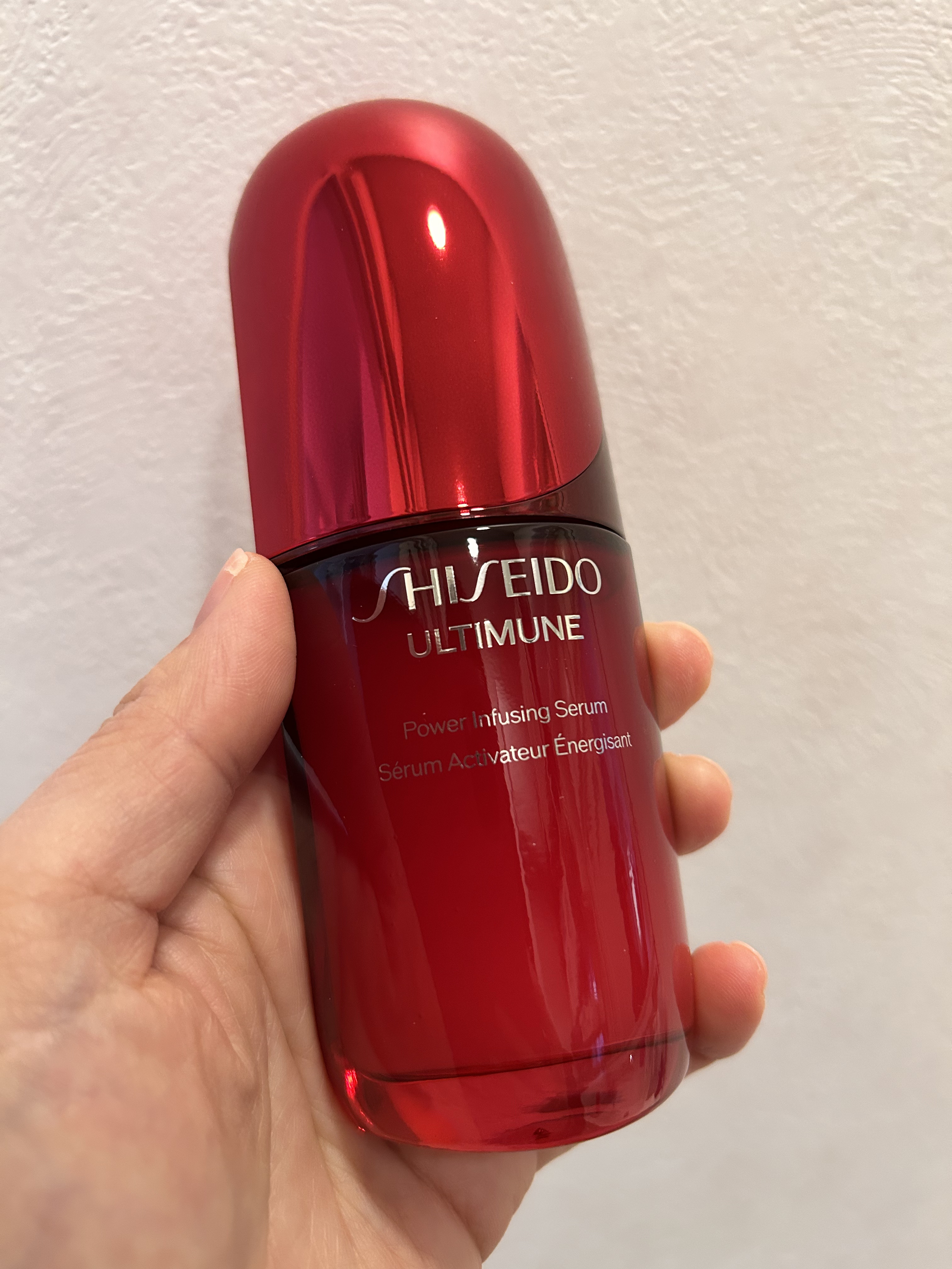 #PR #SHISEIDO 

資生堂さんからこんな素敵なものをいただいてしまったーーー！！！！

元資生堂美容部員の友達から、これはほんといいよ！！！メイクノリ変わる！！と激推しされてた美容液ー！！！

使った次の日のお肌のやわらかさ♡
