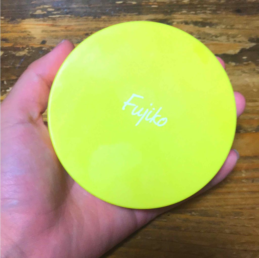 フジコあぶらとりウォーターパウダー/Fujiko/プレストパウダーを使ったクチコミ（1枚目）