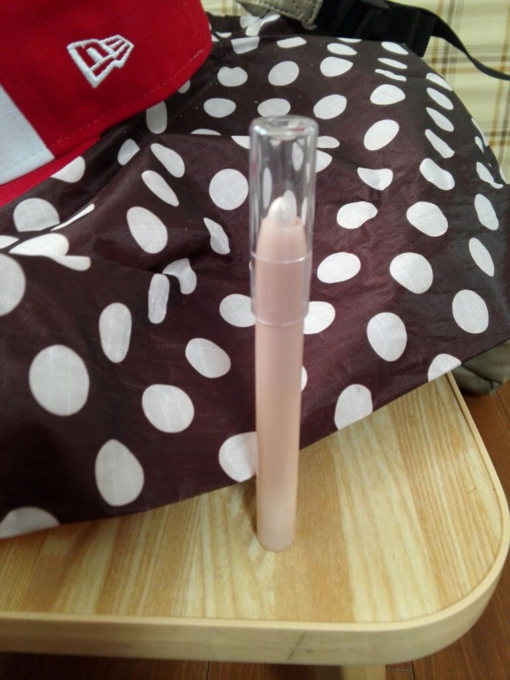 pink_sounds_gx0 on LIPS 「クレヨンだから描きやすくてアイシャドウにも涙袋にもなるから便利..」(1枚目)