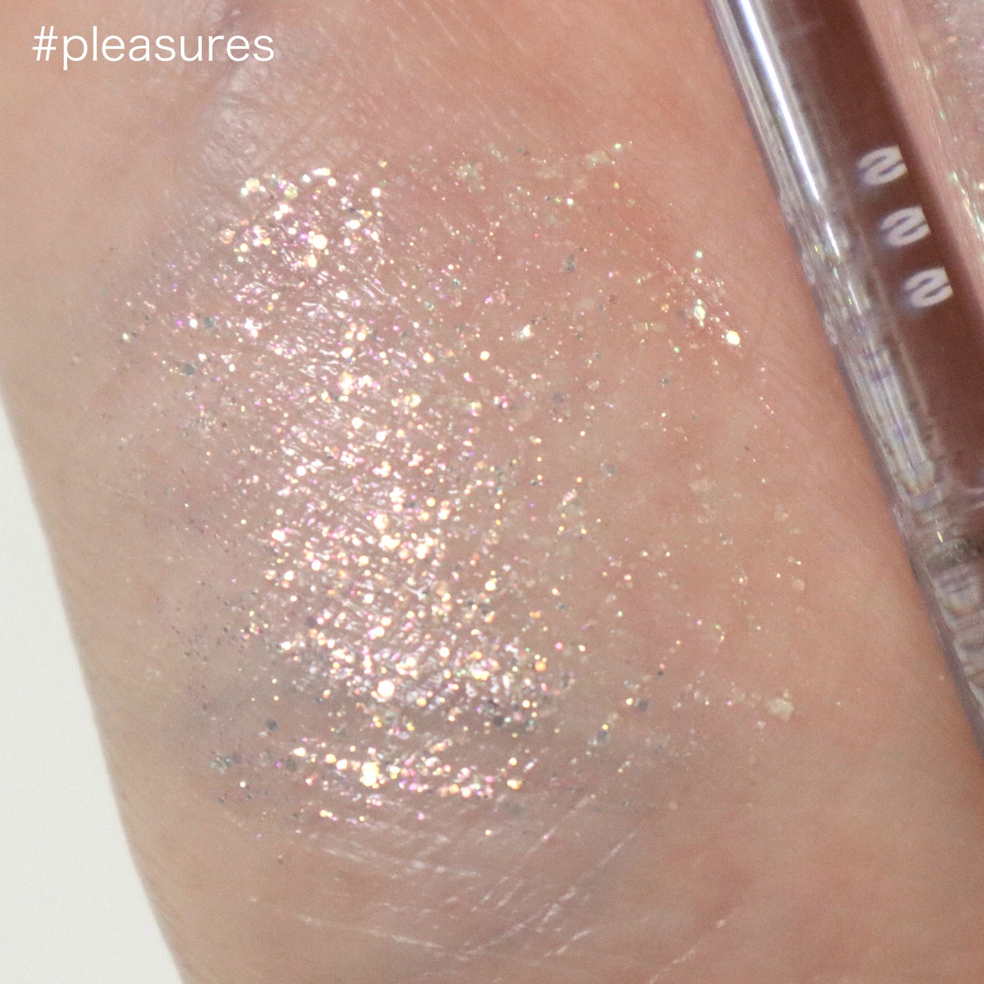 グラスグリッター/glow/グリッターを使ったクチコミ(4枚目)