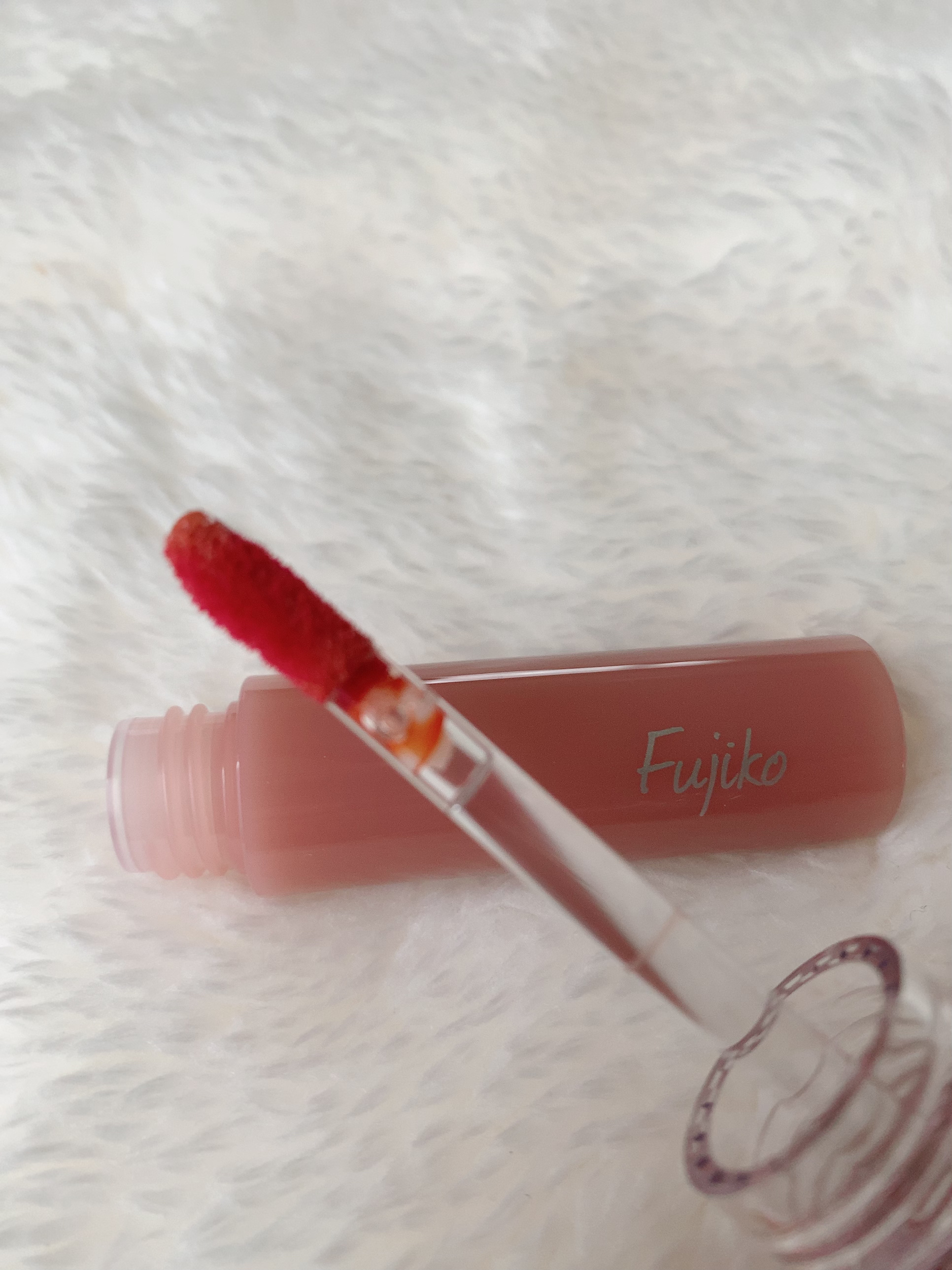 ❥______.

めーっちゃ可愛くて気に入った
Fujikoのニュアンスラップティント(♡)

買うなら珊瑚ピンクって決めてたから
探したよねw

色持ち良いし色が可愛すぎᐡ⸝⸝>  ̫ <⸝⸝ᐡ

ぜひ、チェックしてみてね♡Rio

❥