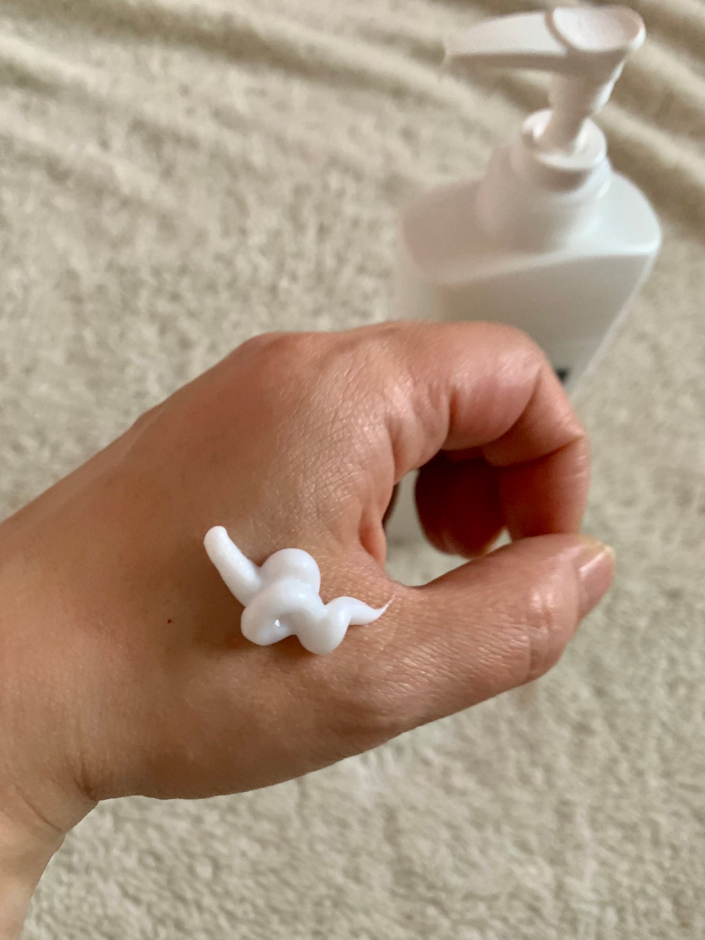 ヴァセリン アドバンスドリペア ボディローション 無香料/ヴァセリン/ボディローションを使ったクチコミ(2枚目)