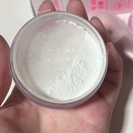 プライムプライマーフィニッシュパウダー/BANILA CO/ルースパウダーを使ったクチコミ(2枚目)