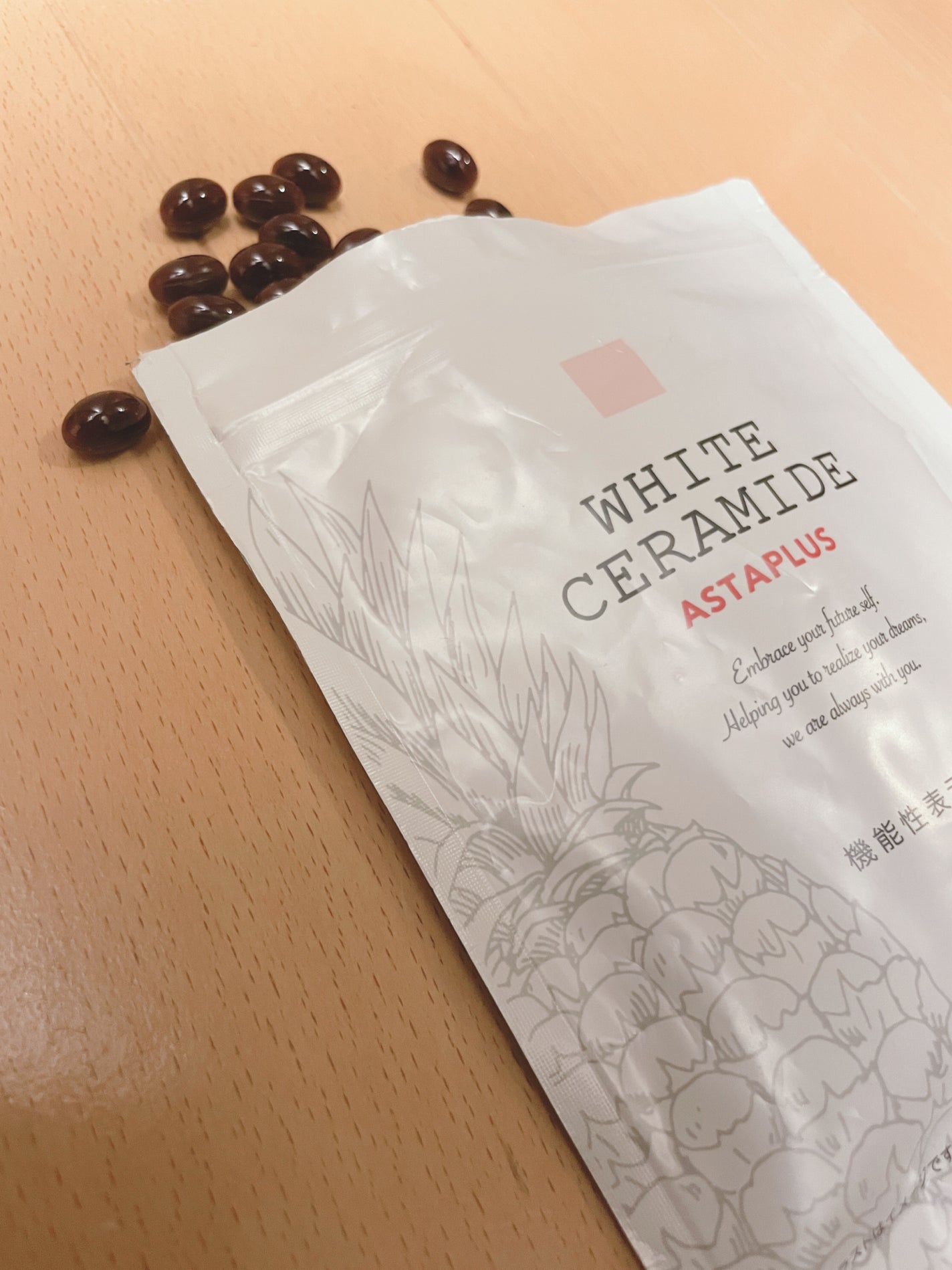 WHITE CERAMIDE ASTAPLUS/B/H COLLECT/美容サプリメントを使ったクチコミ(1枚目)