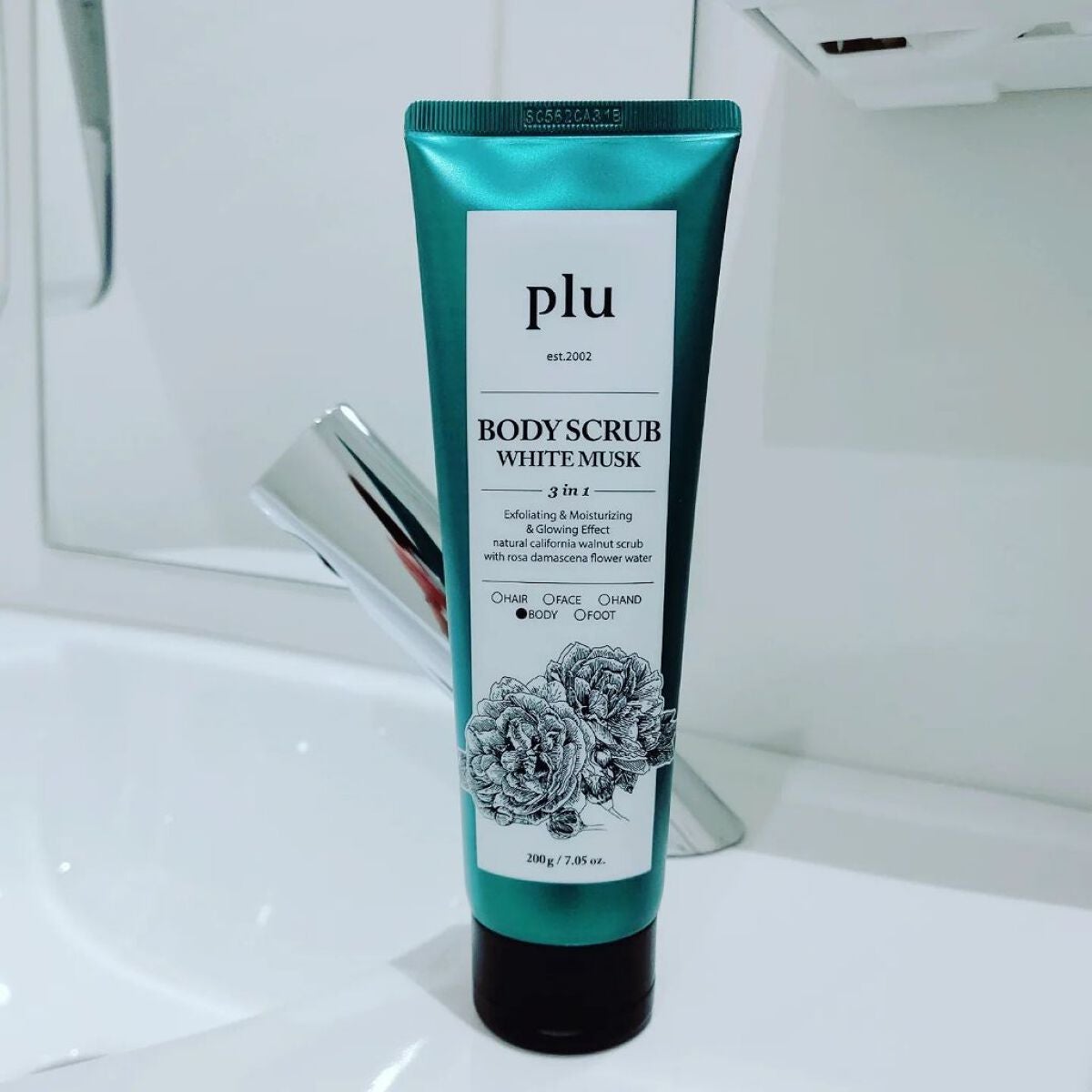 オリジナルボディスクラブ ホワイトムスク/plu/ボディスクラブを使ったクチコミ(1枚目)