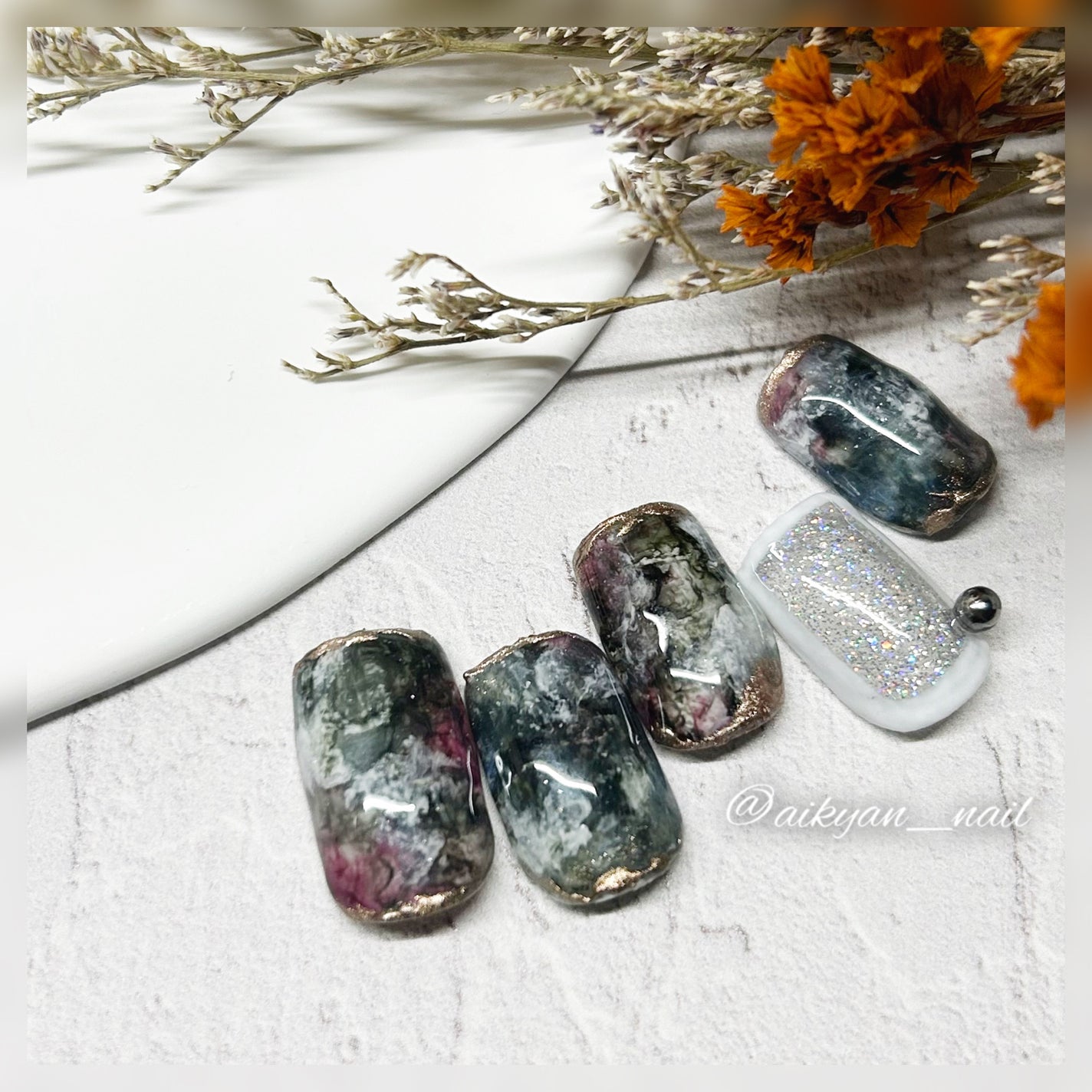 RISYAL カラージェル/エミーナル/ジェルネイルを使ったクチコミ(2枚目)