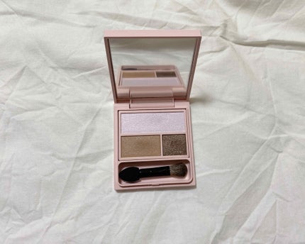 フーミー アイシャドウパレット/WHOMEE/アイシャドウパレットを使ったクチコミ(2枚目)