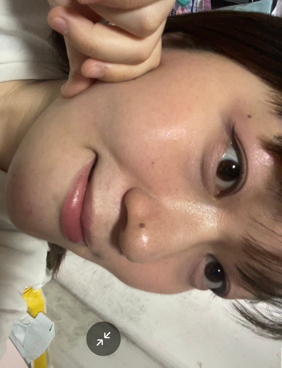 ラビューム ボリュームリップセラム/Luvum/リップグロスを使ったクチコミ(4枚目)