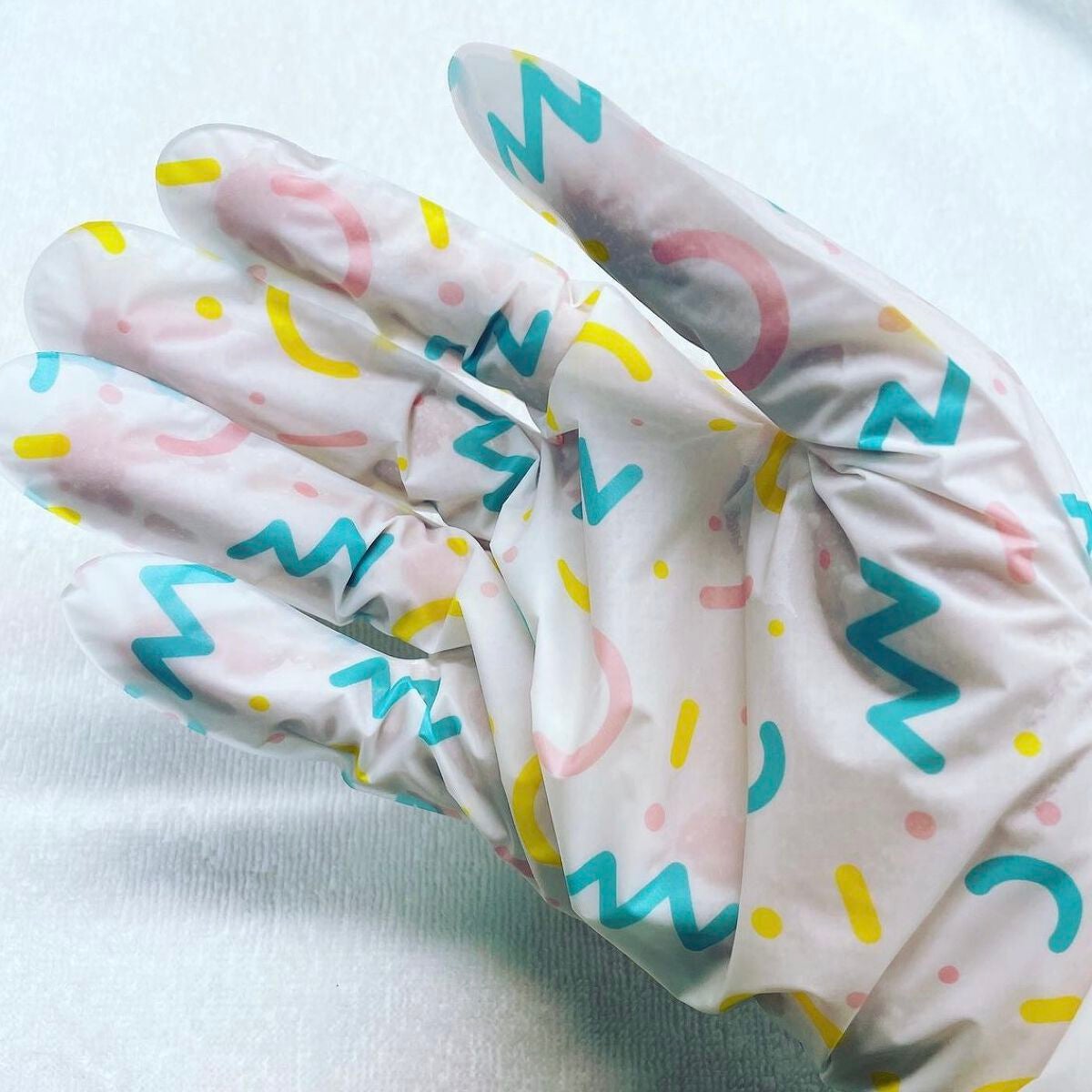 ミルキーモイスチャーハンドマスク/MADFORCOS/ハンドクリームを使ったクチコミ(5枚目)