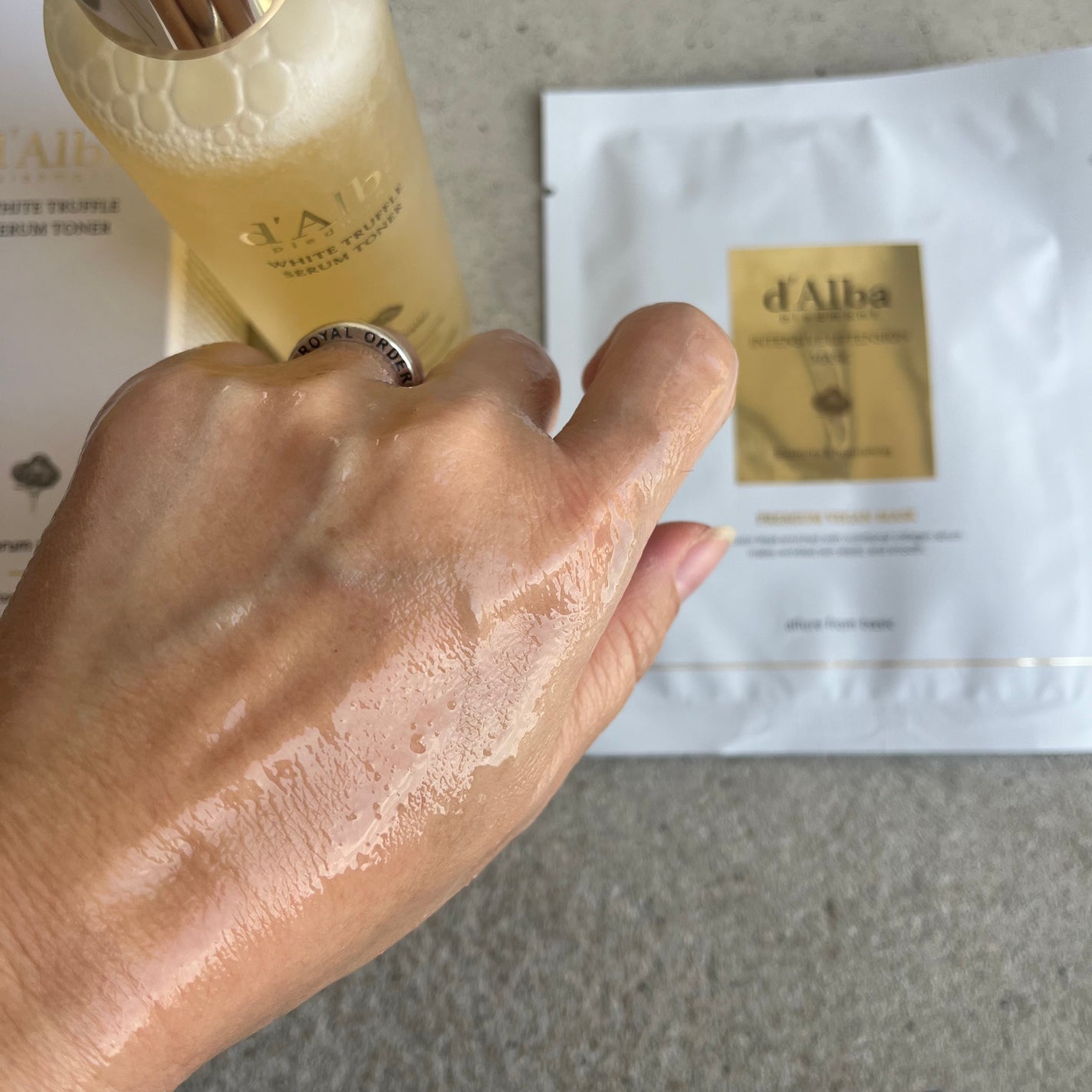 ホワイトトリュフナリシングトリートメントマスク/ダルバ/シートマスク・パックを使ったクチコミ(3枚目)