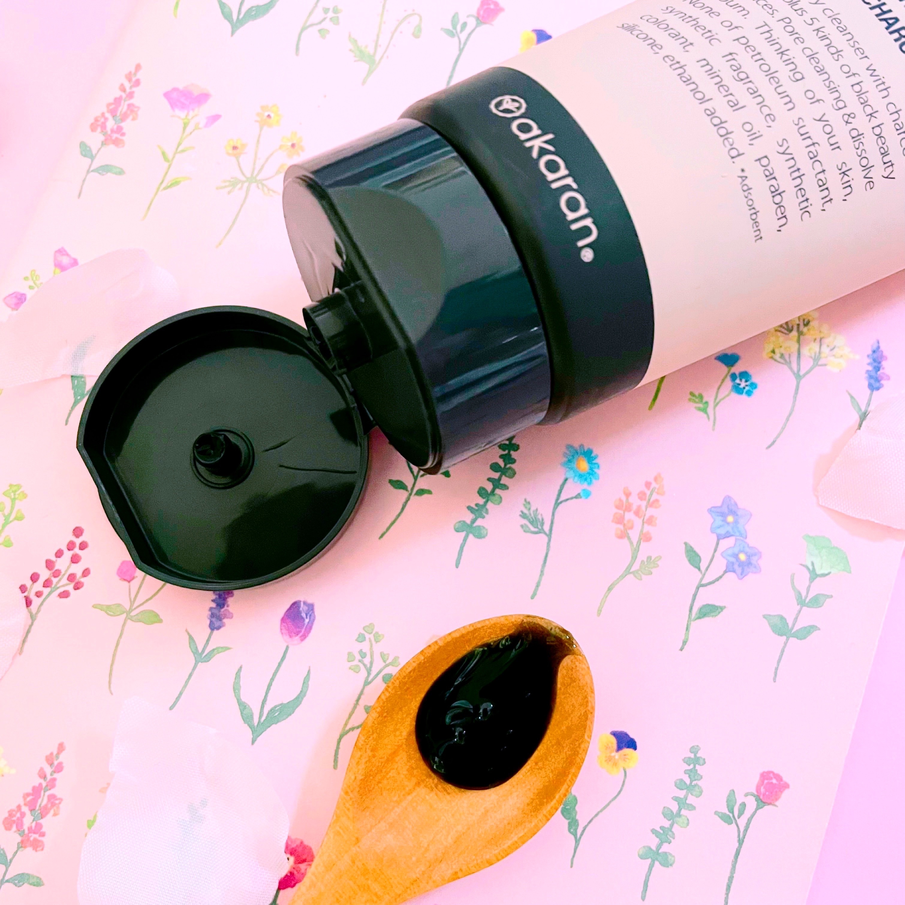 ブラックジェルクレンジング/.akaran/クレンジングジェルを使ったクチコミ（2枚目）