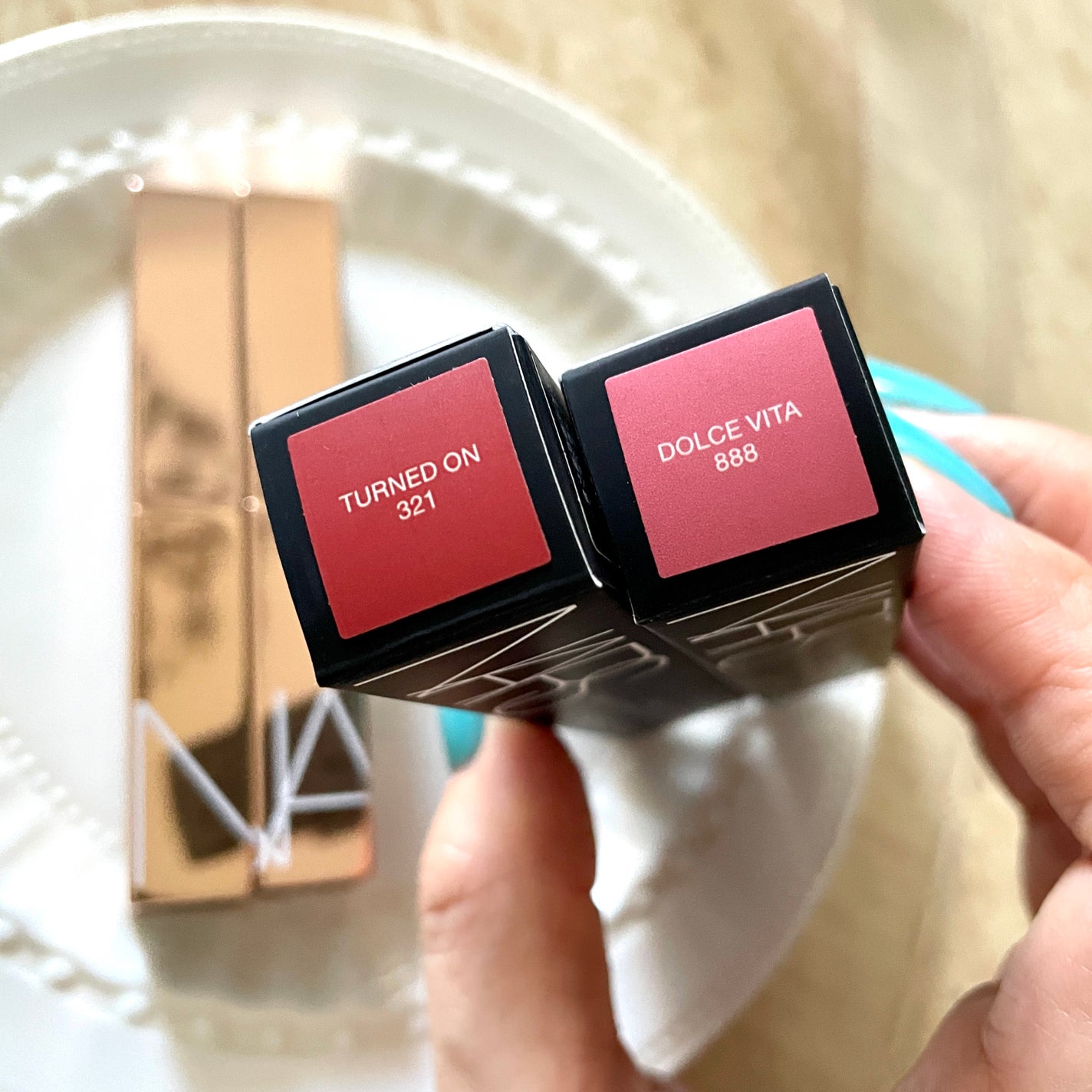 アフターグロー センシュアルシャイン リップスティック/NARS/口紅を使ったクチコミ(2枚目)