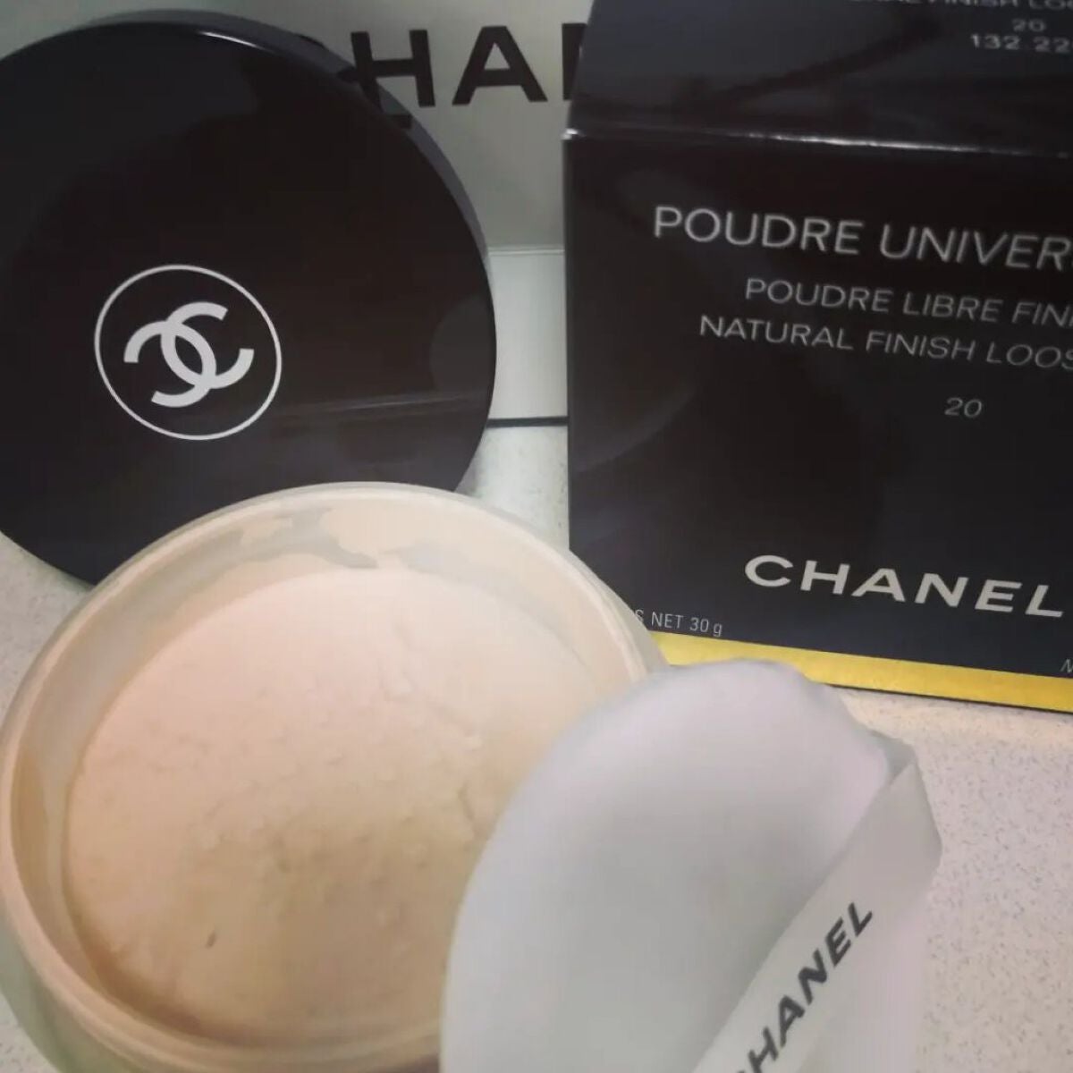 PurplePurpleLOVE on LIPS 「サラッサラのマット肌には必須ですCHANEL商品名プードゥル ..」(2枚目)