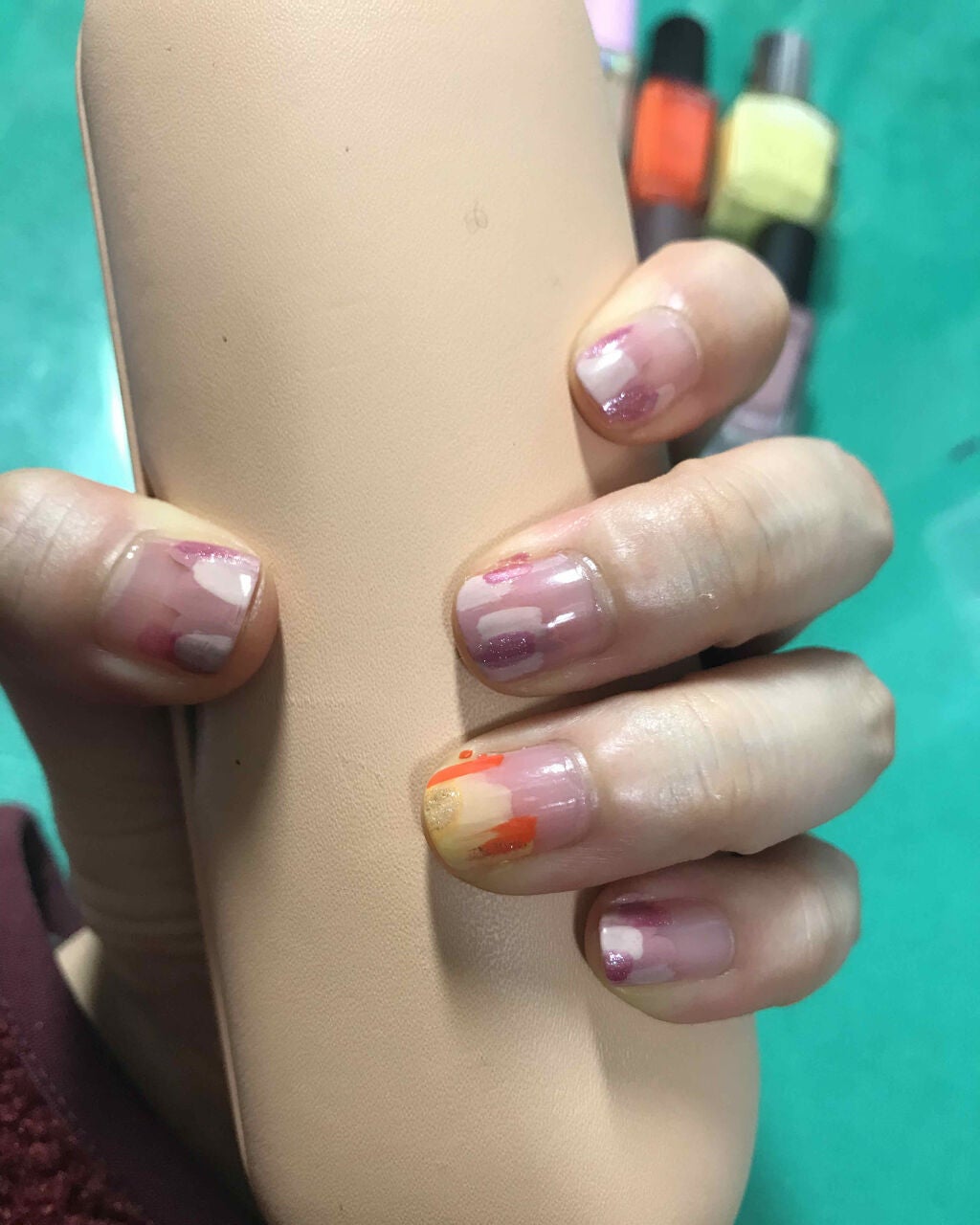 カラフルネイルズ/キャンメイク/マニキュアを使ったクチコミ(2枚目)