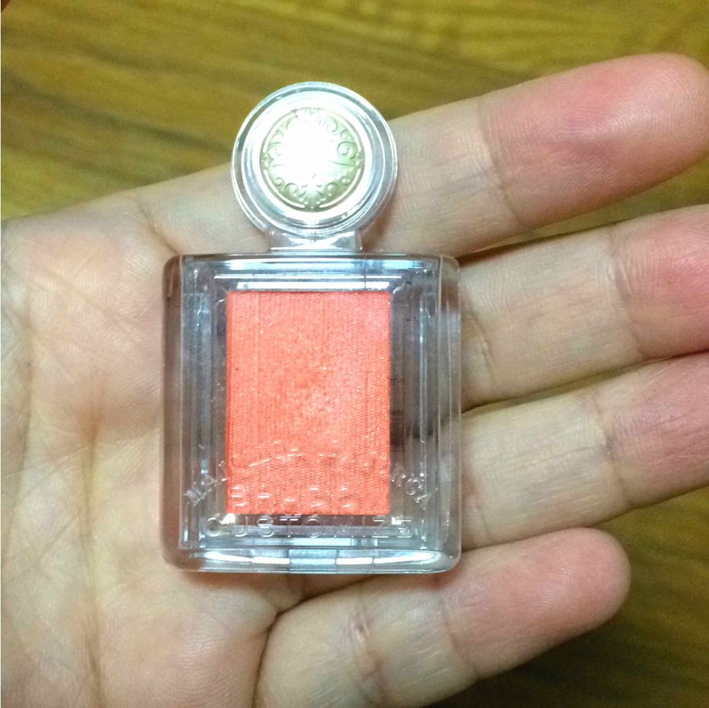 シャドーカスタマイズ/MAJOLICA MAJORCA/単色アイシャドウを使ったクチコミ（1枚目）