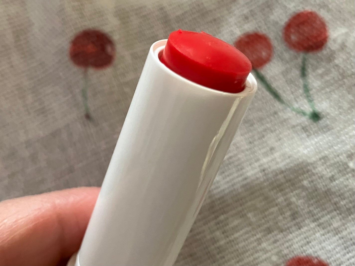 モイスチャーリップバーム チェリー/VT/リップバームを使ったクチコミ(5枚目)