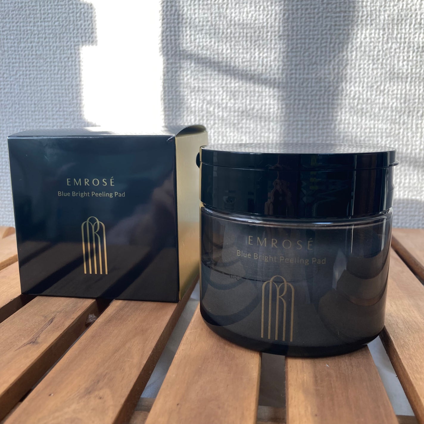 ブルーブライトピーリングパッド/EMROSÉ/トナーパッドを使ったクチコミ(1枚目)