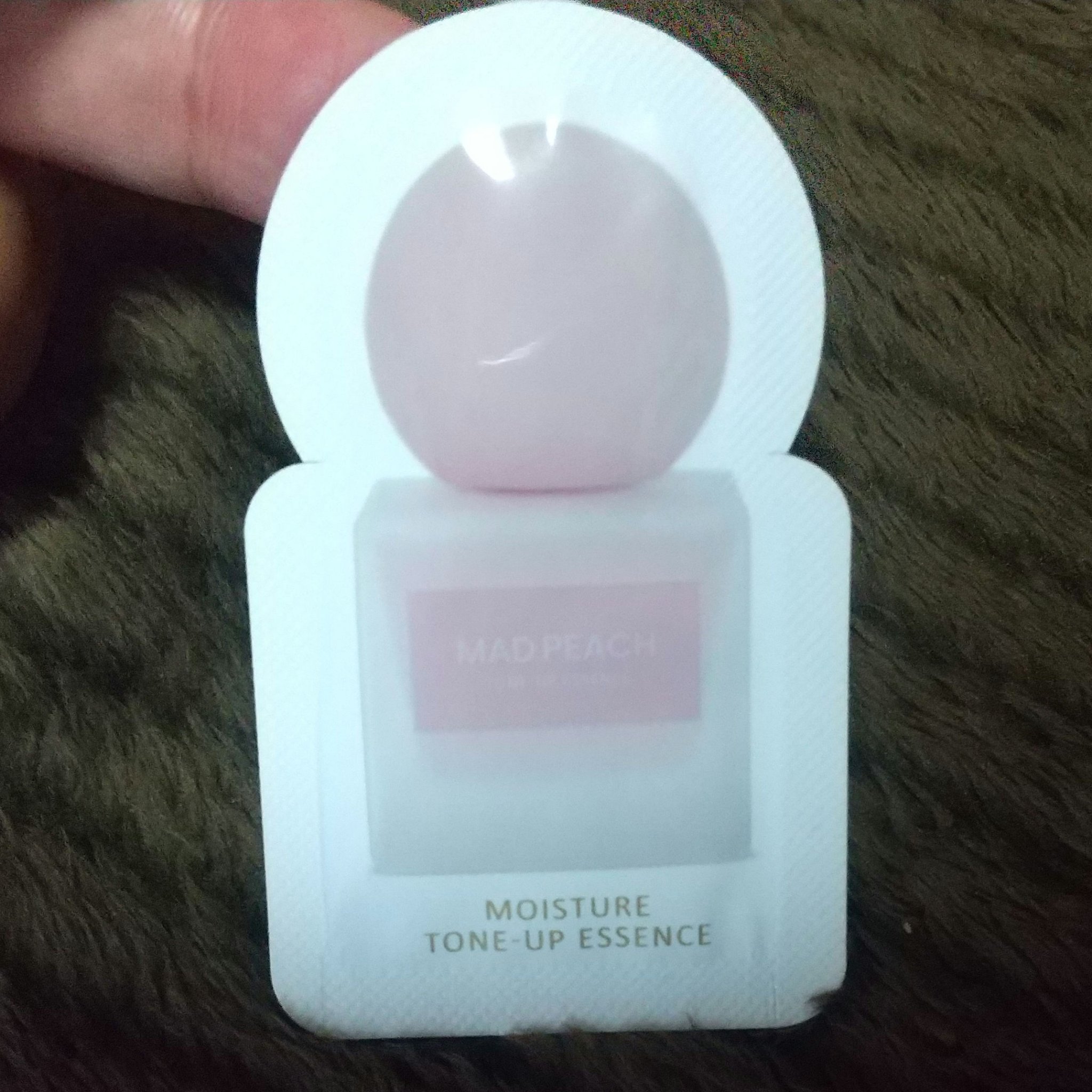 スタイルフィット モイスチャートーンアップエッセンス/MAD PEACH/化粧下地を使ったクチコミ（1枚目）