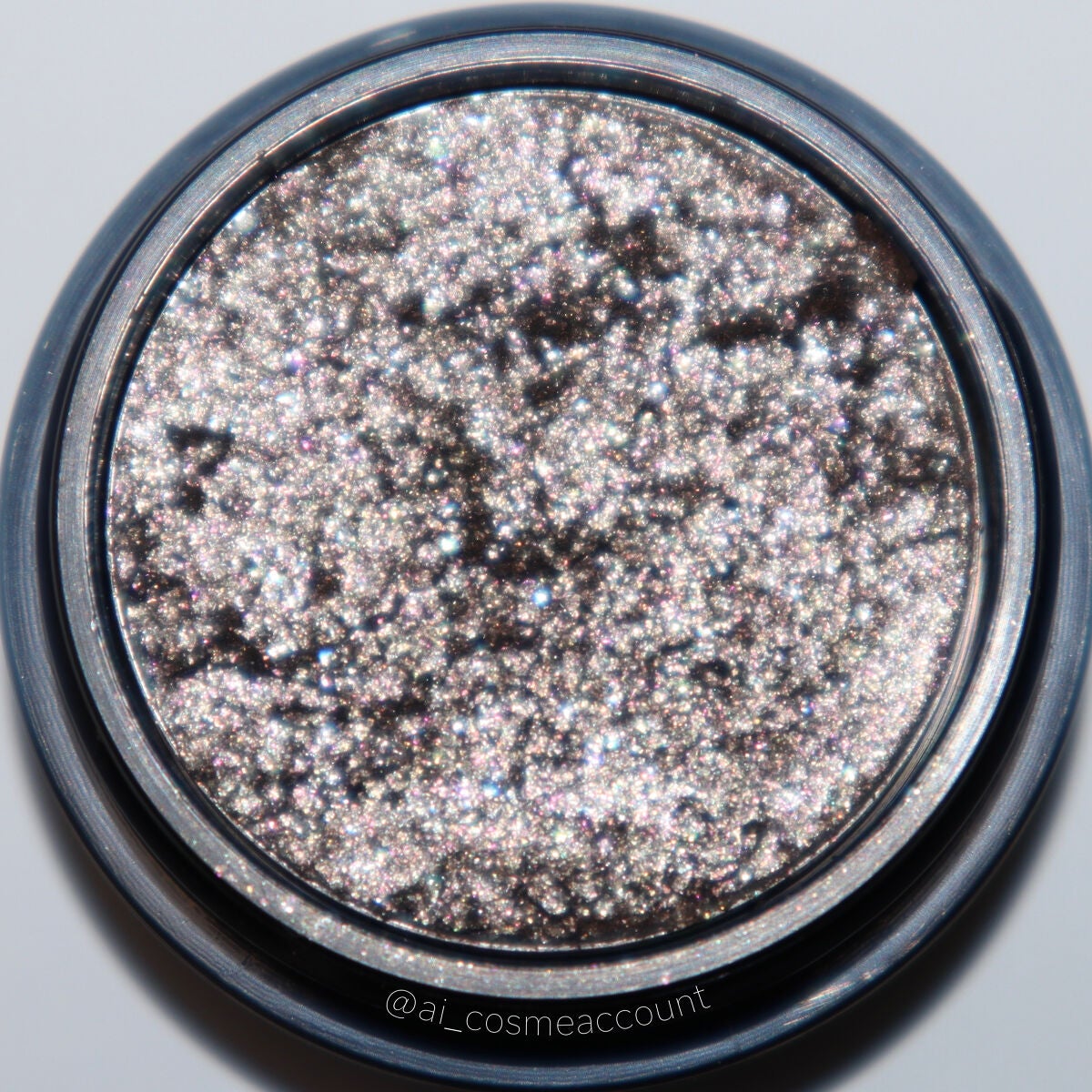 セルフィーフィックスピグメント/Witch's Pouch/単色アイシャドウを使ったクチコミ(2枚目)