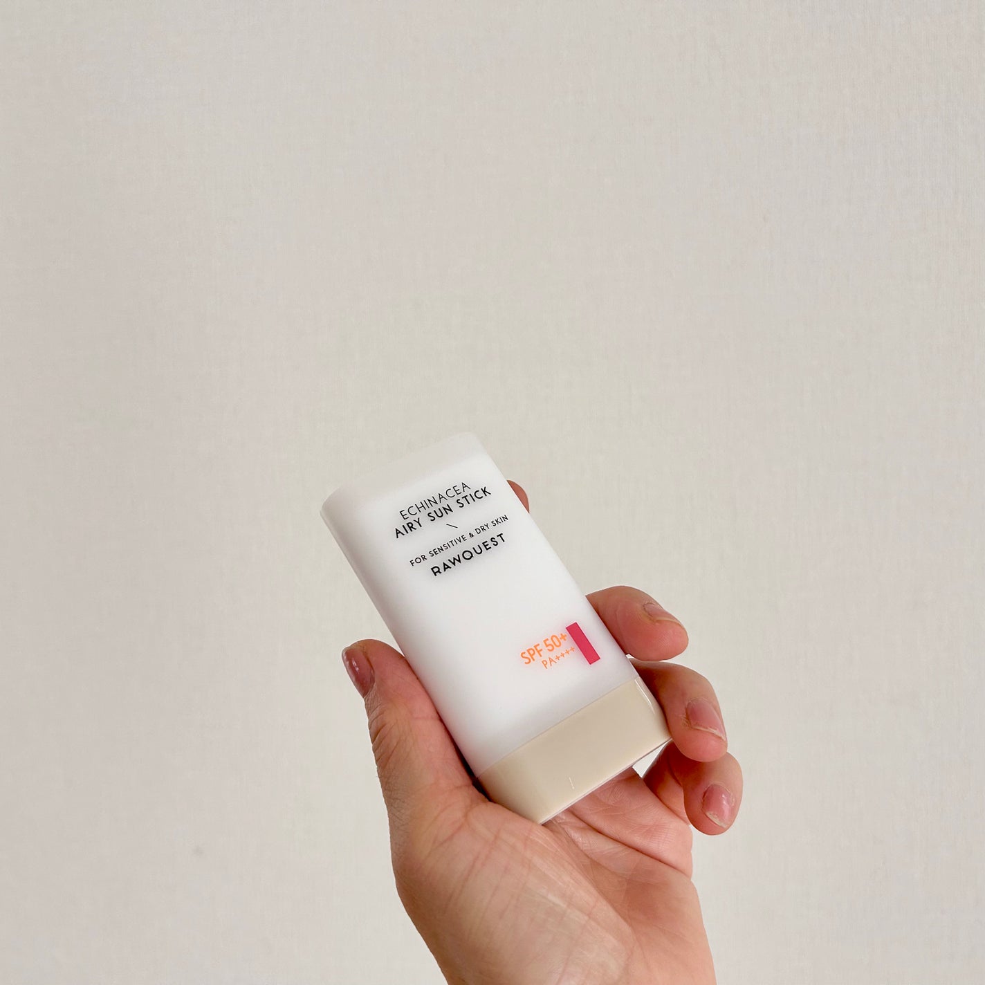 エネキシア エアリーサンスティック/RAWQUEST/日焼け止めスティックを使ったクチコミ(2枚目)