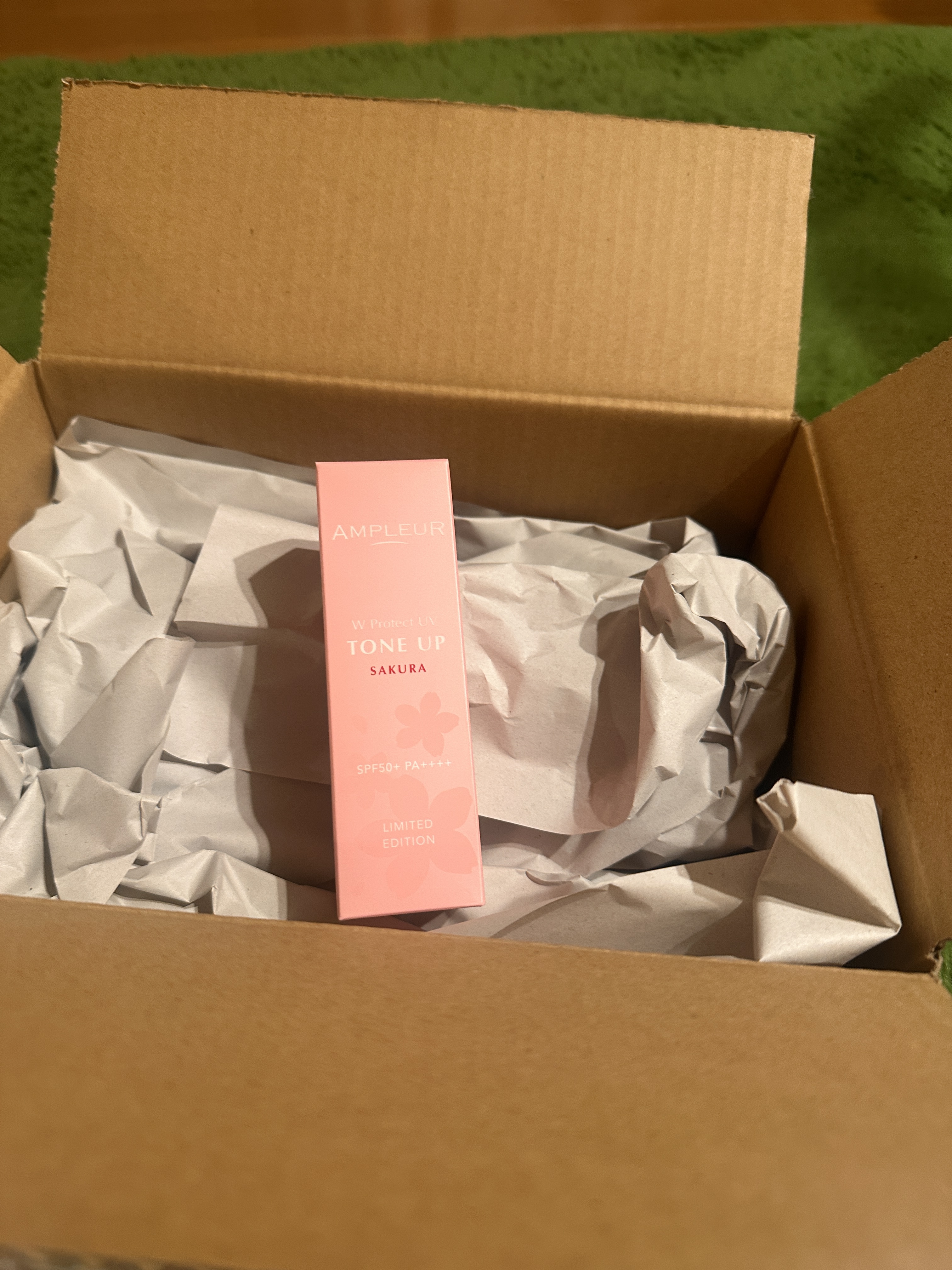 アンプルール WプロテクトUV トーンアップP/アンプルール/日焼け止めローションを使ったクチコミ（2枚目）