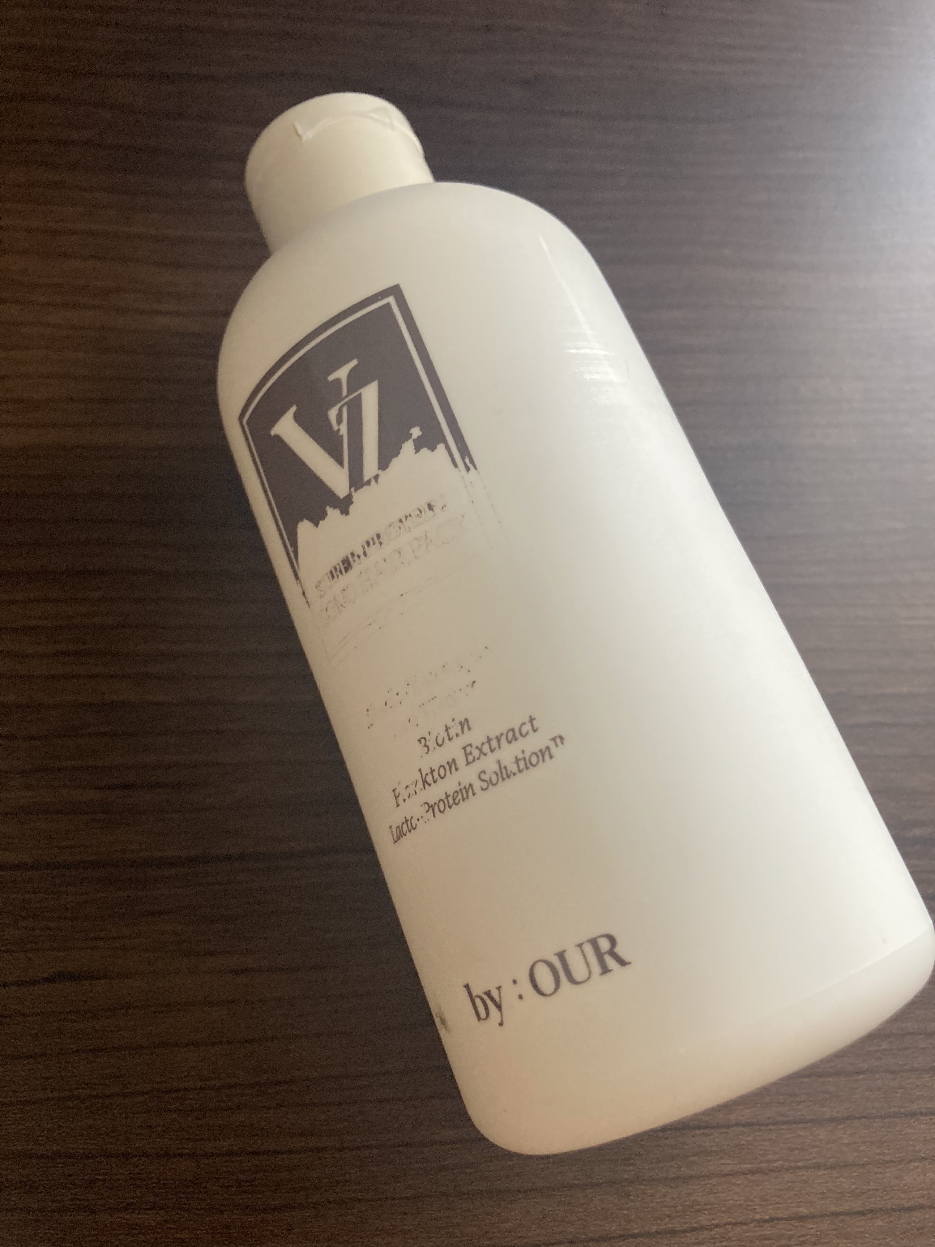 by : OUR V7 スーパープロテイン シャンプーのクチコミ「Qoo10のメガ割でセットで購入したシャンプーとトリートメントを使い切りました。

シャンプー.....」（1枚目）