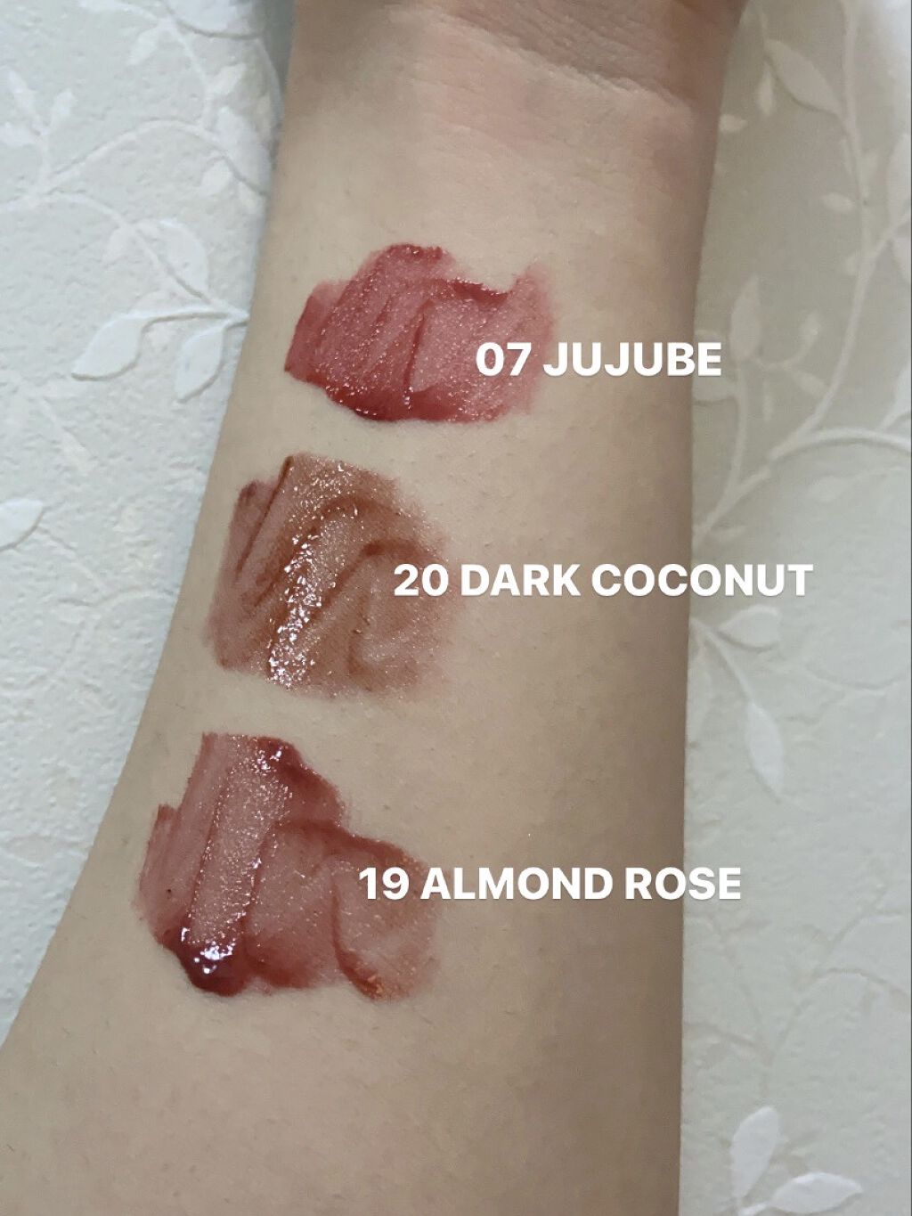 ジューシーラスティングティント/rom&nd/リップティントを使ったクチコミ（2枚目）