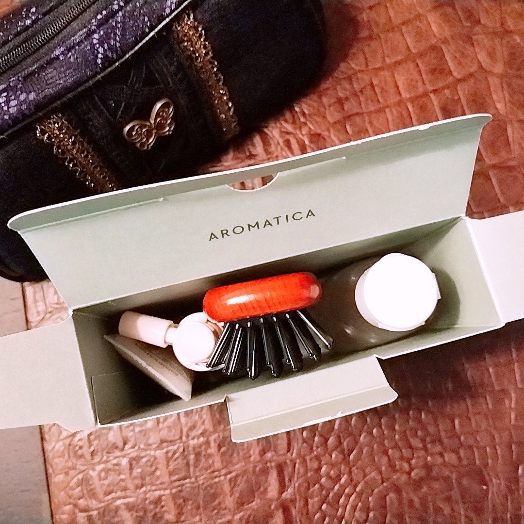 mcgroupakiko on LIPS 「【AROMATICA】のベスト商品を詰め込んだ『ローズマリーヘ..」(3枚目)