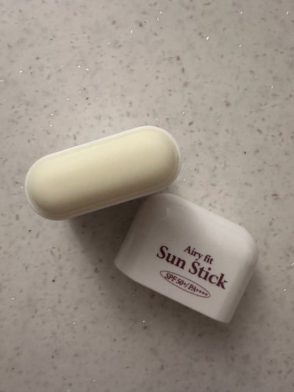 エアリーフィットサンスティック/KAHI/日焼け止めスティックを使ったクチコミ(2枚目)