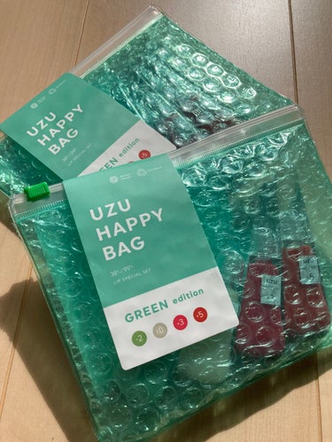 UZU HAPPY BAG GREEN edition/UZU BY FLOWFUSHI/メイクアップキットを使ったクチコミ（3枚目）