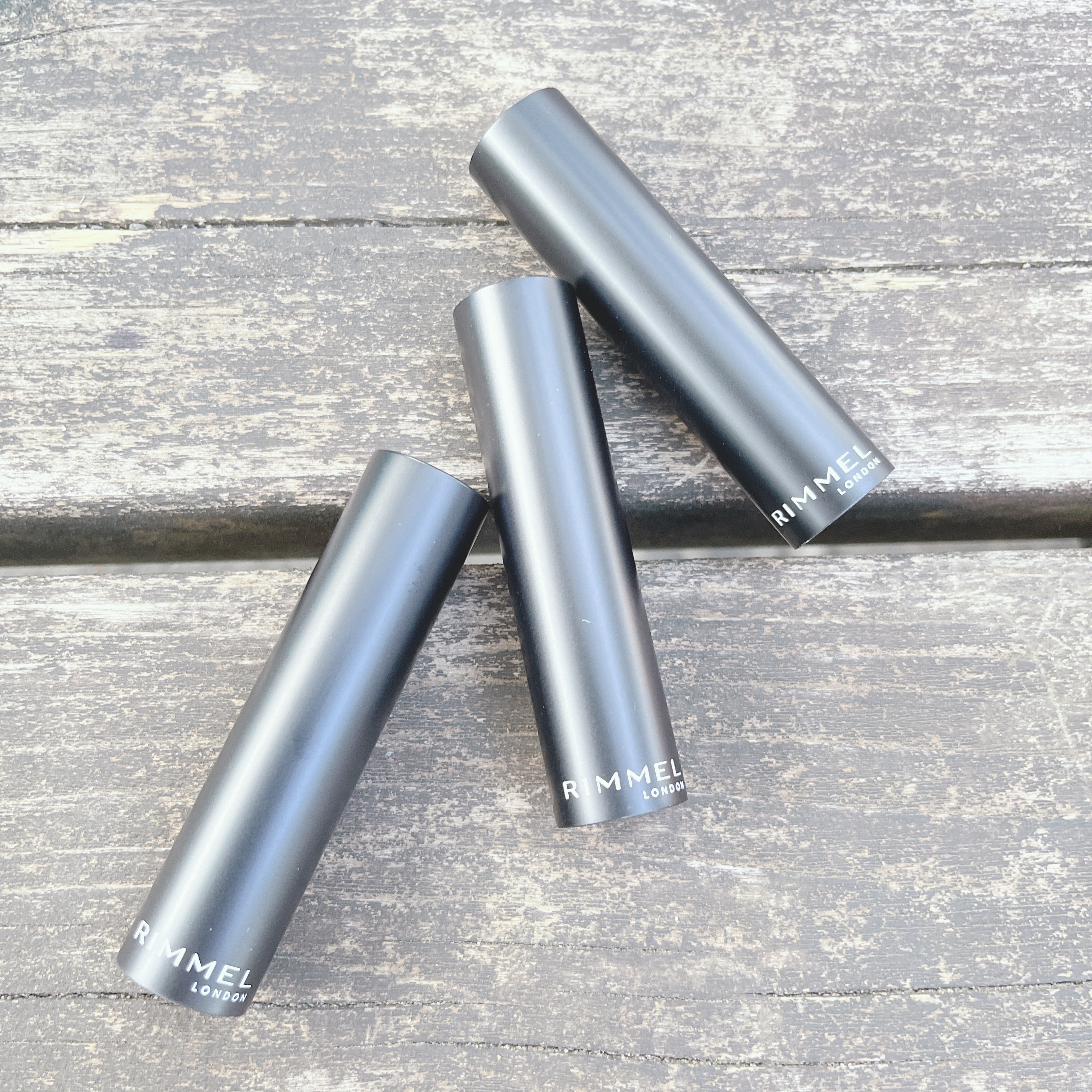 ラスティングフィニッシュ ティントリップ 009 レモンイエロー/リンメル ロンドン/リップティントを使ったクチコミ（3枚目）