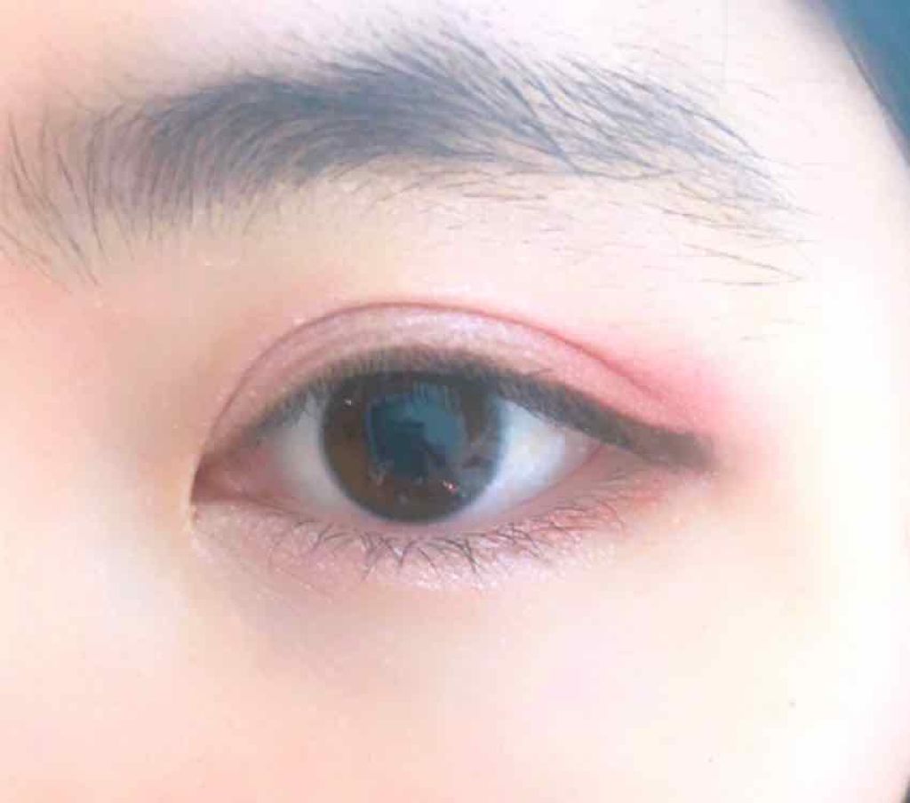 ヴィセ アヴァン シングルアイカラー/Visée/単色アイシャドウを使ったクチコミ(3枚目)