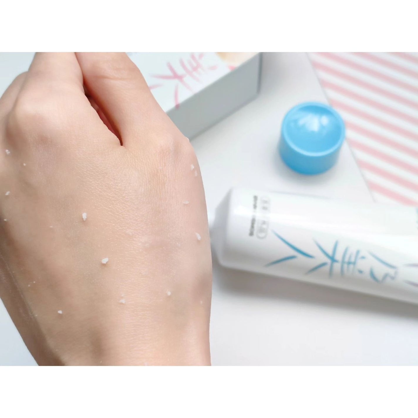 美白乃美人ピーリングジェル/ブレーンコスモス/ピーリングを使ったクチコミ(4枚目)