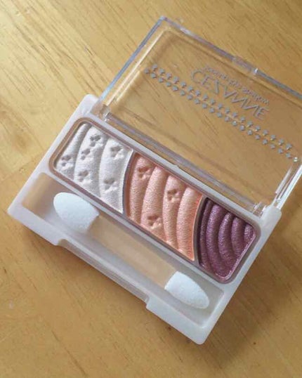 トーンアップアイシャドウ/CEZANNE/アイシャドウパレットを使ったクチコミ(2枚目)