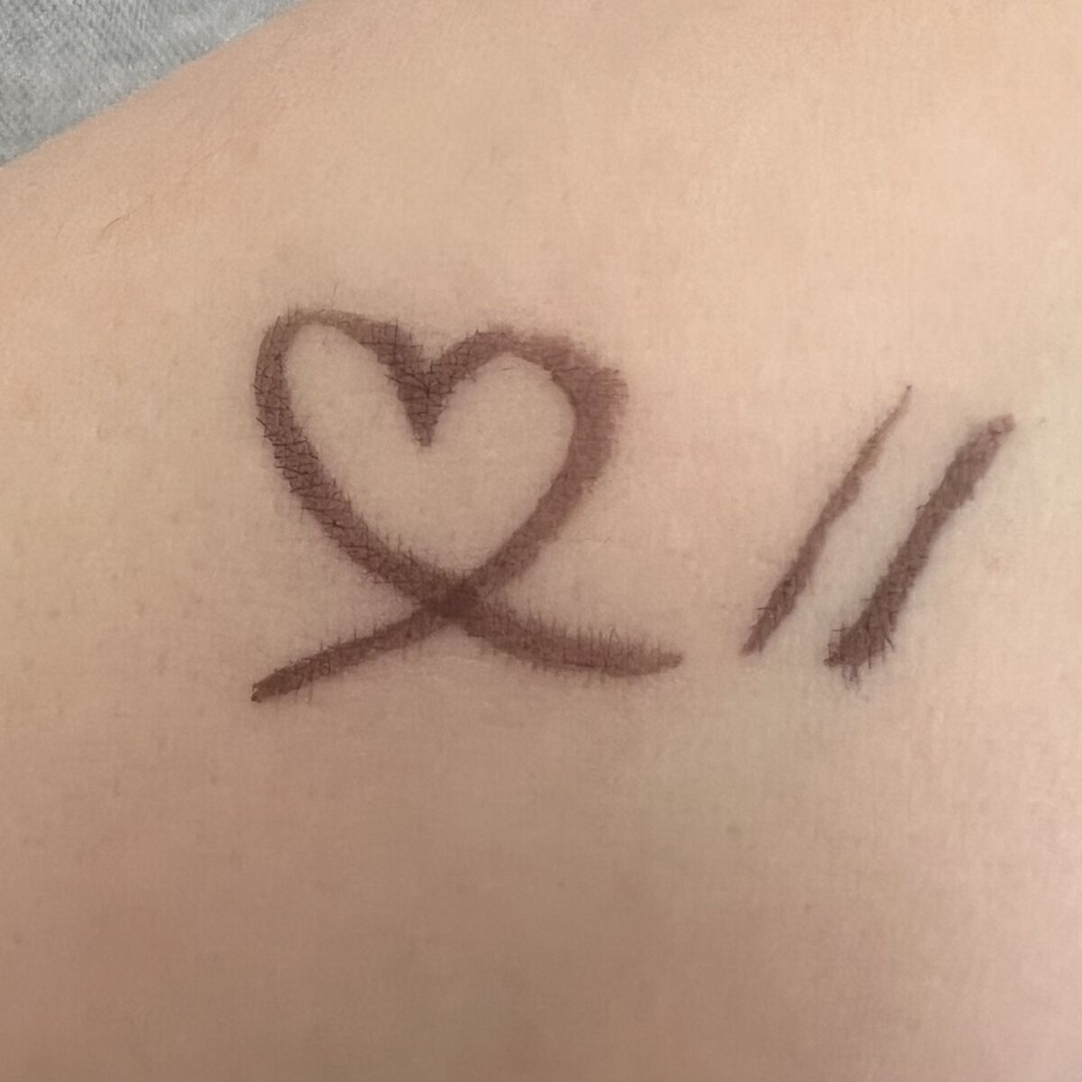 プライムリキッドアイライナー リッチキープ 04 バーガンディブラウン/ヒロインメイク/リキッドアイライナーを使ったクチコミ（3枚目）