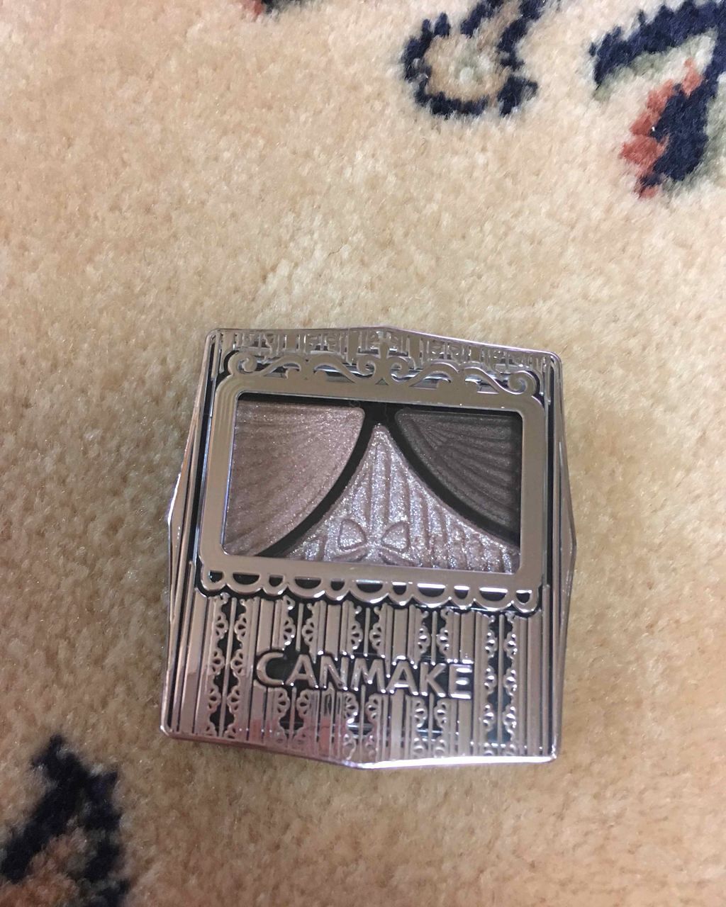 ジューシーピュアアイズ/キャンメイク/アイシャドウパレットを使ったクチコミ(1枚目)