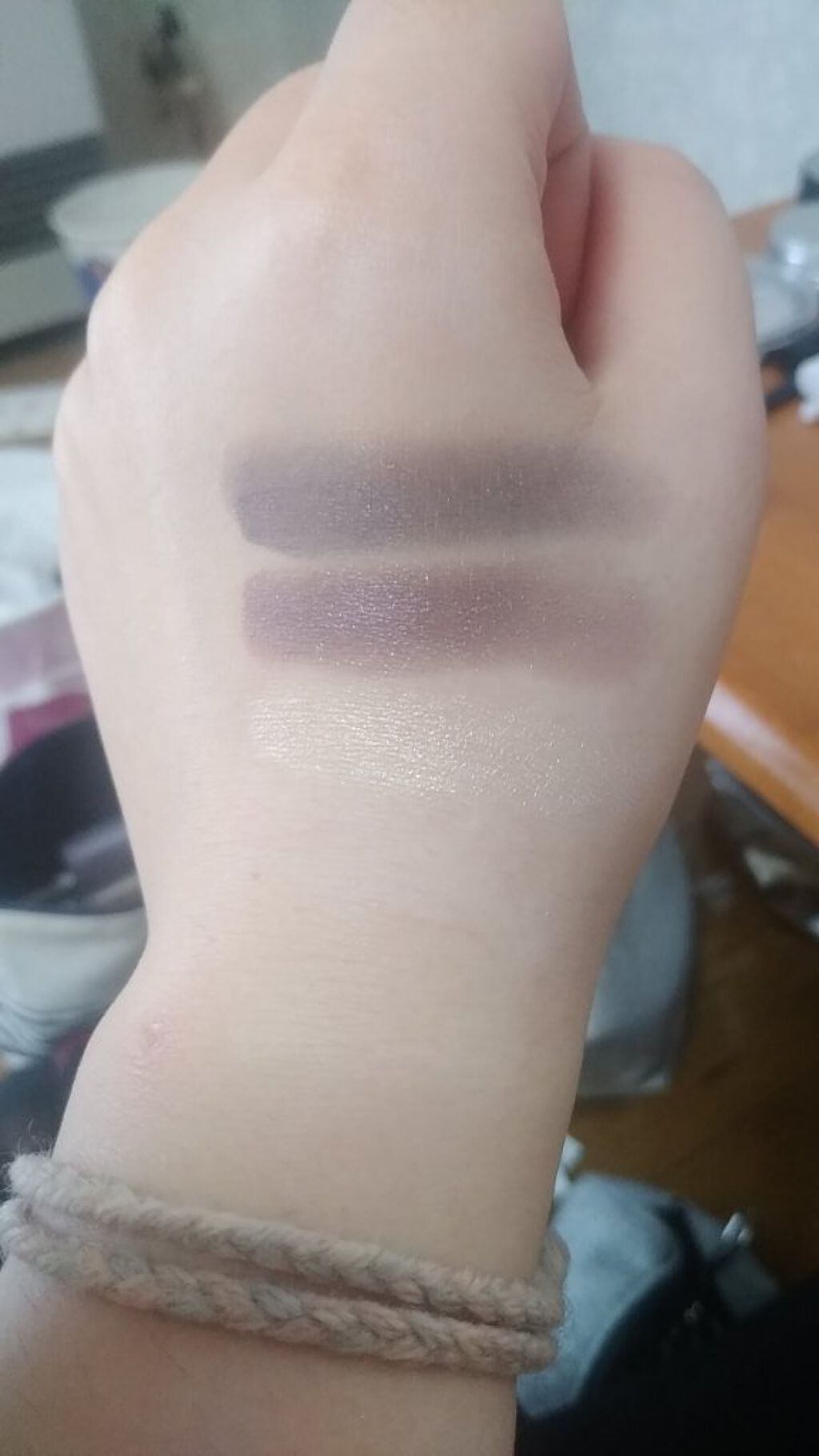 トーンアップアイシャドウ/CEZANNE/アイシャドウパレットを使ったクチコミ（2枚目）